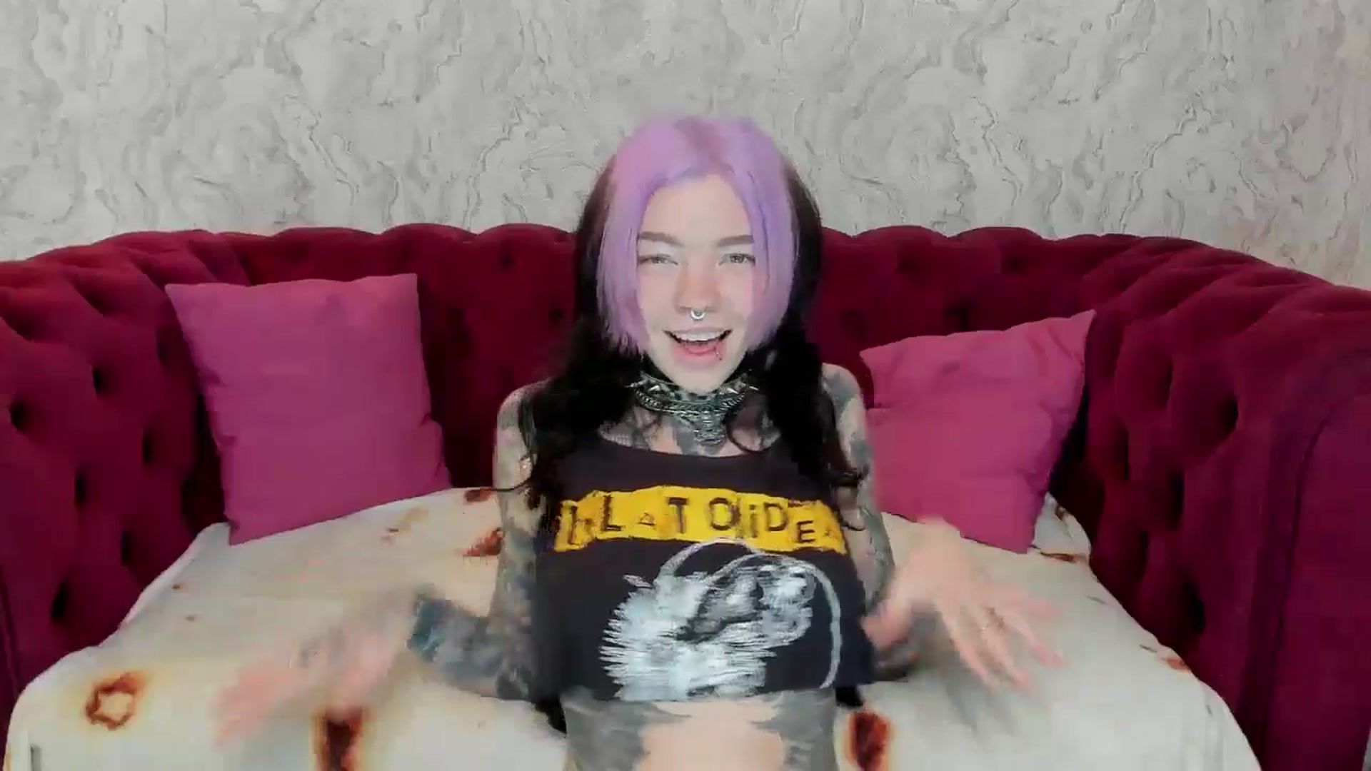 Gallery image thumbnail from LiluKayden's myfreecams stream on, 11/30/2024, 14:13 image 14 of 20