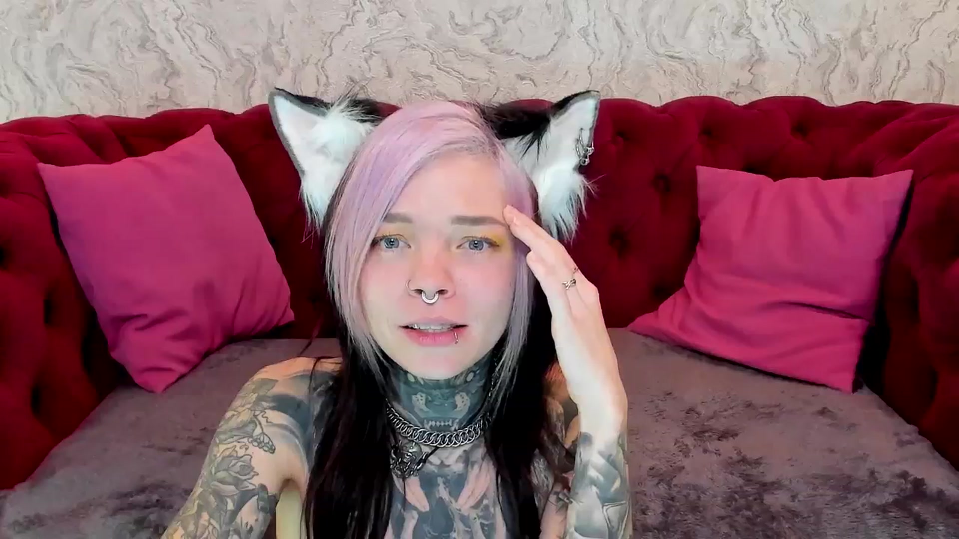 Gallery image thumbnail from LiluKayden's myfreecams stream on, 12/13/2024, 18:28 image 17 of 20
