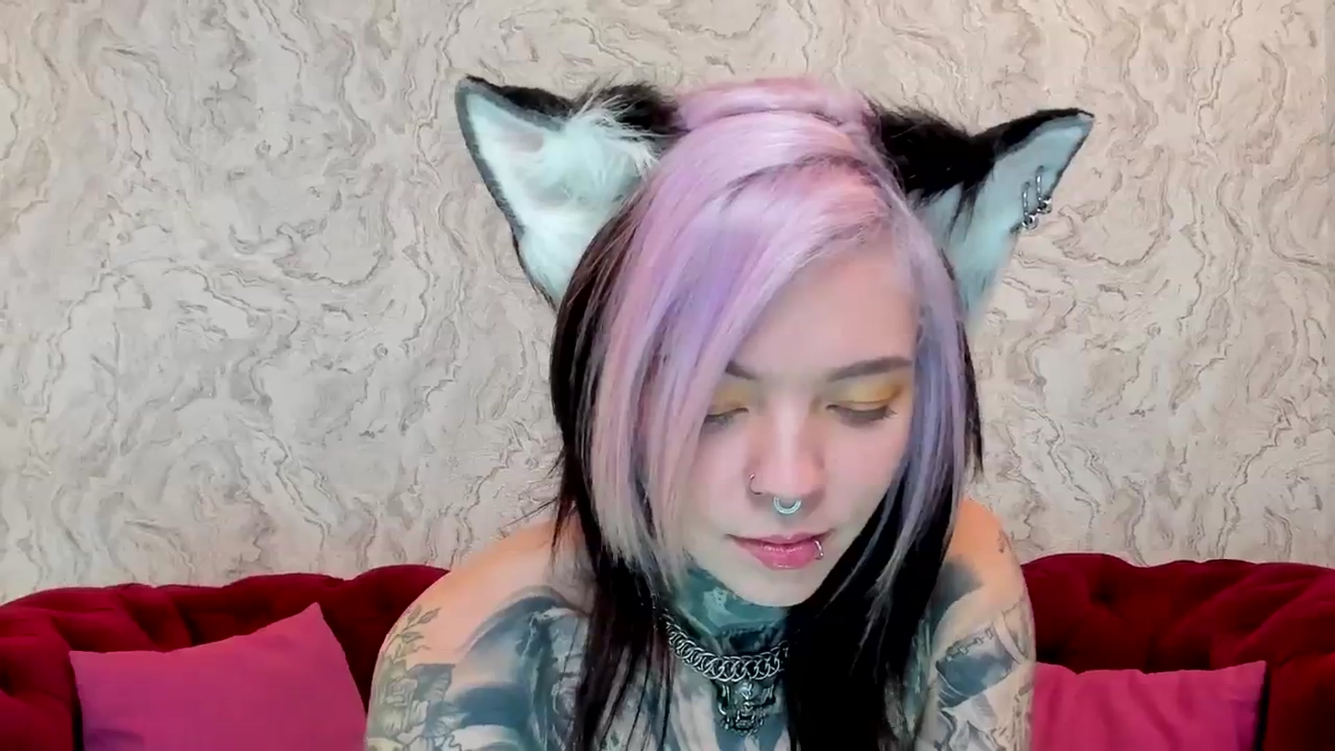 Gallery image thumbnail from LiluKayden's myfreecams stream on, 12/13/2024, 18:28 image 20 of 20