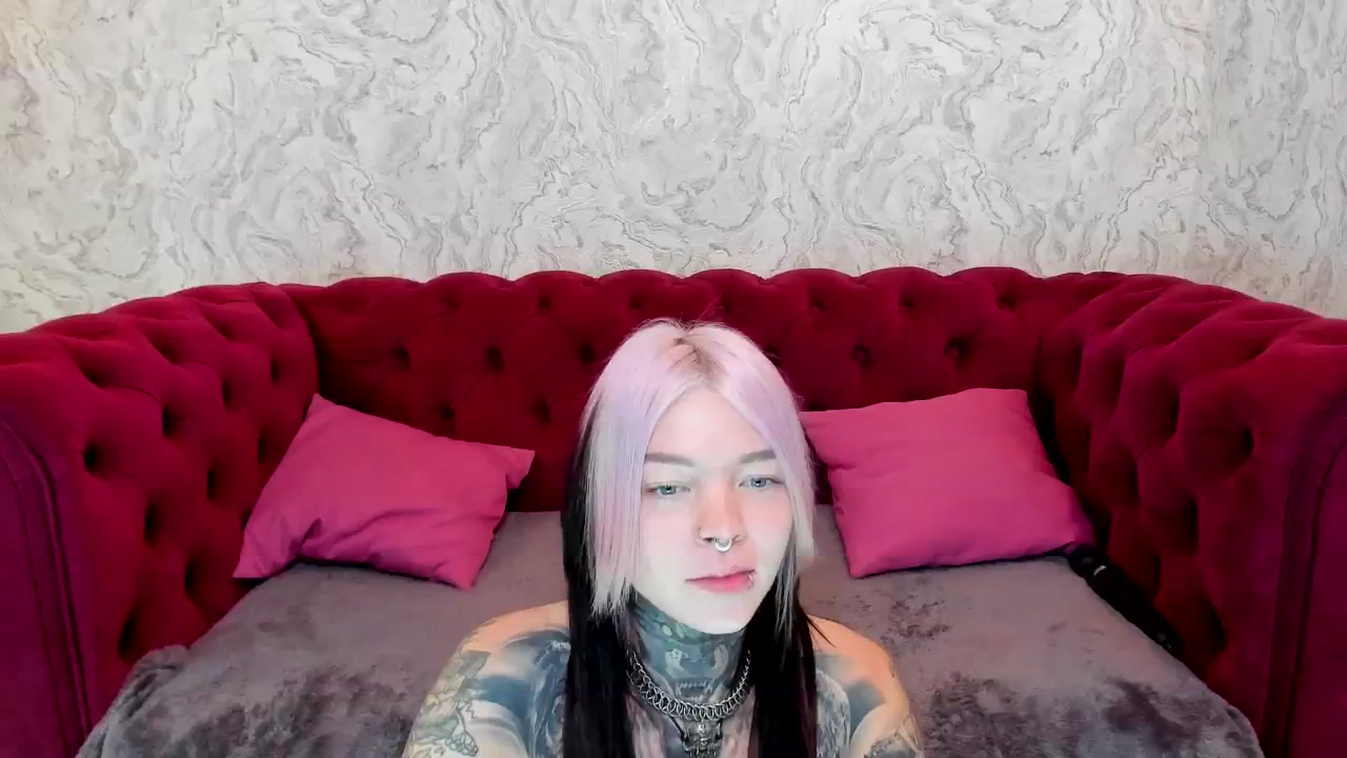 Gallery image thumbnail from LiluKayden's myfreecams stream on, 12/14/2024, 20:02 image 10 of 20