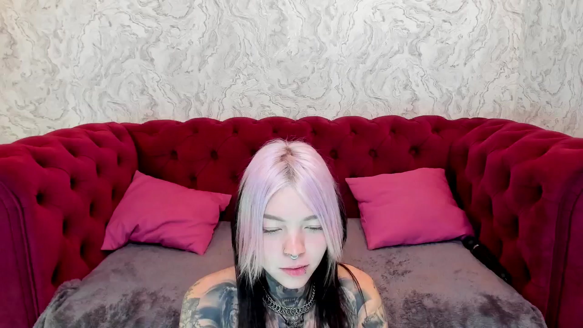 Gallery image thumbnail from LiluKayden's myfreecams stream on, 12/14/2024, 20:02 image 14 of 20