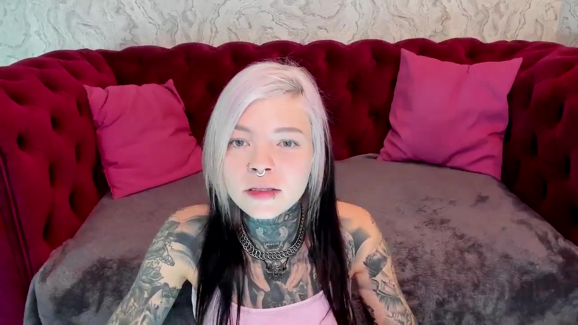 Gallery image thumbnail from LiluKayden's myfreecams stream on, 12/26/2024, 19:39 image 5 of 20