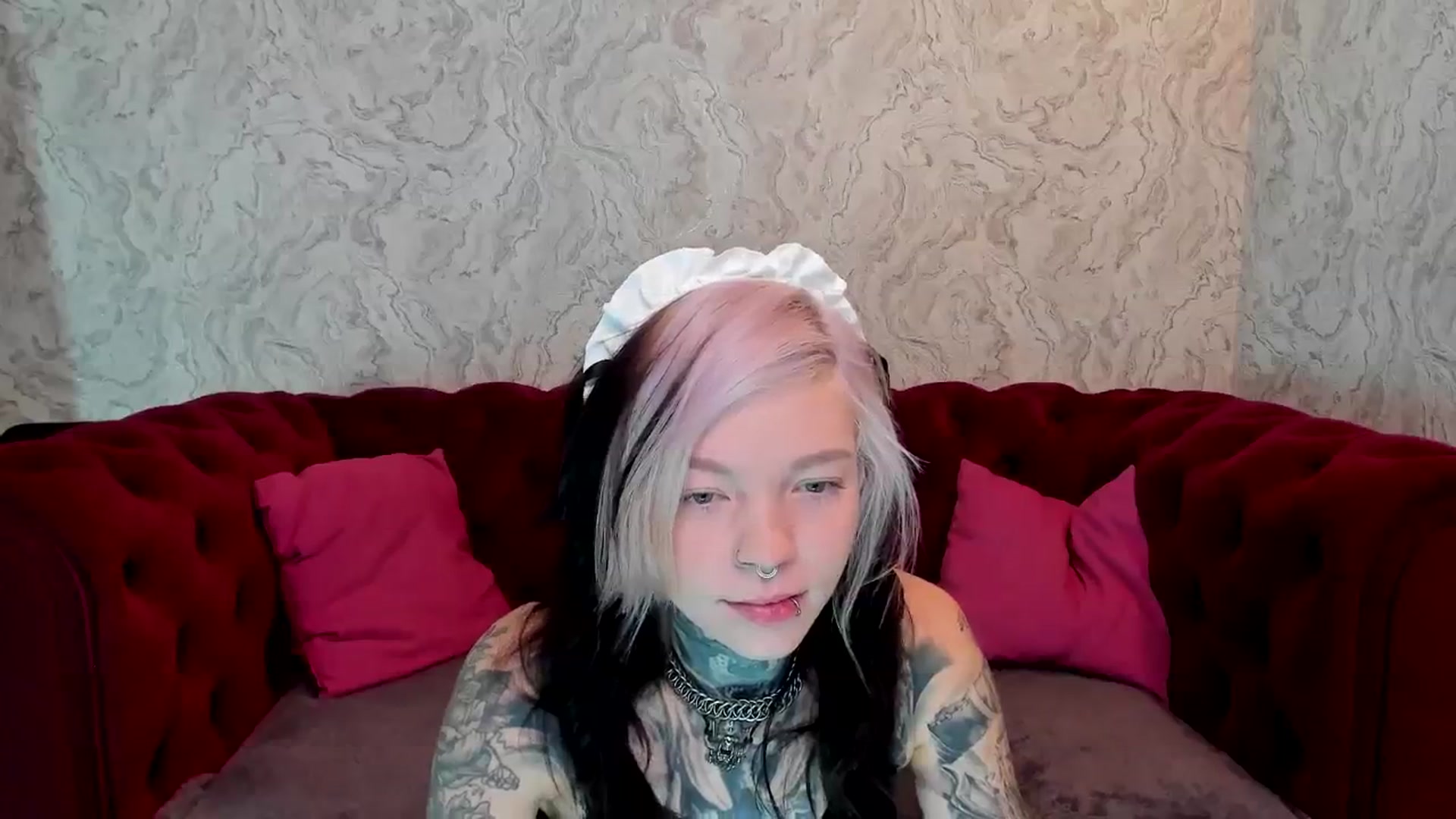 Gallery image thumbnail from LiluKayden's myfreecams stream on, 12/27/2024, 16:28 image 2 of 20