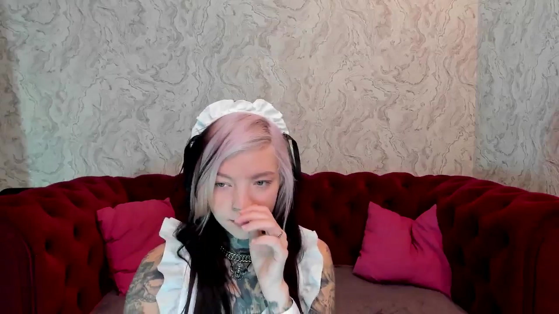 Gallery image thumbnail from LiluKayden's myfreecams stream on, 12/27/2024, 16:28 image 13 of 20