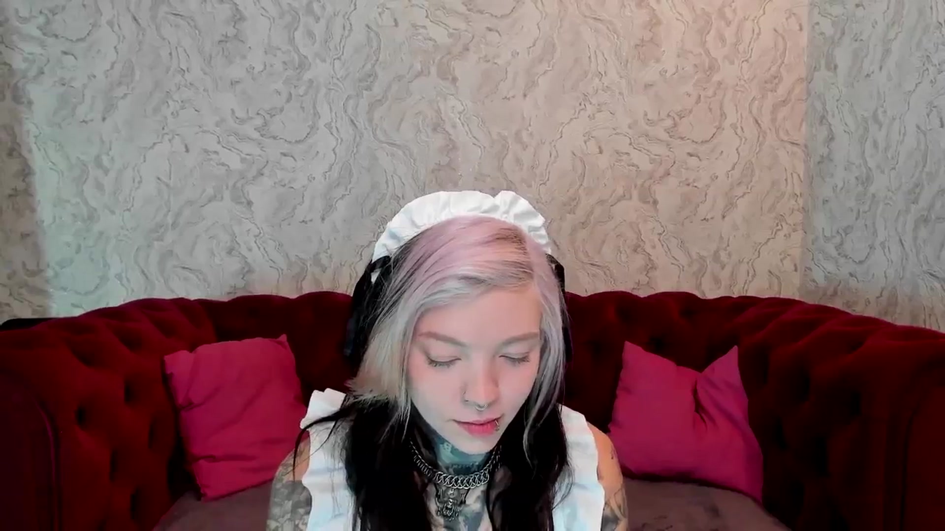 Gallery image thumbnail from LiluKayden's myfreecams stream on, 12/27/2024, 16:28 image 20 of 20