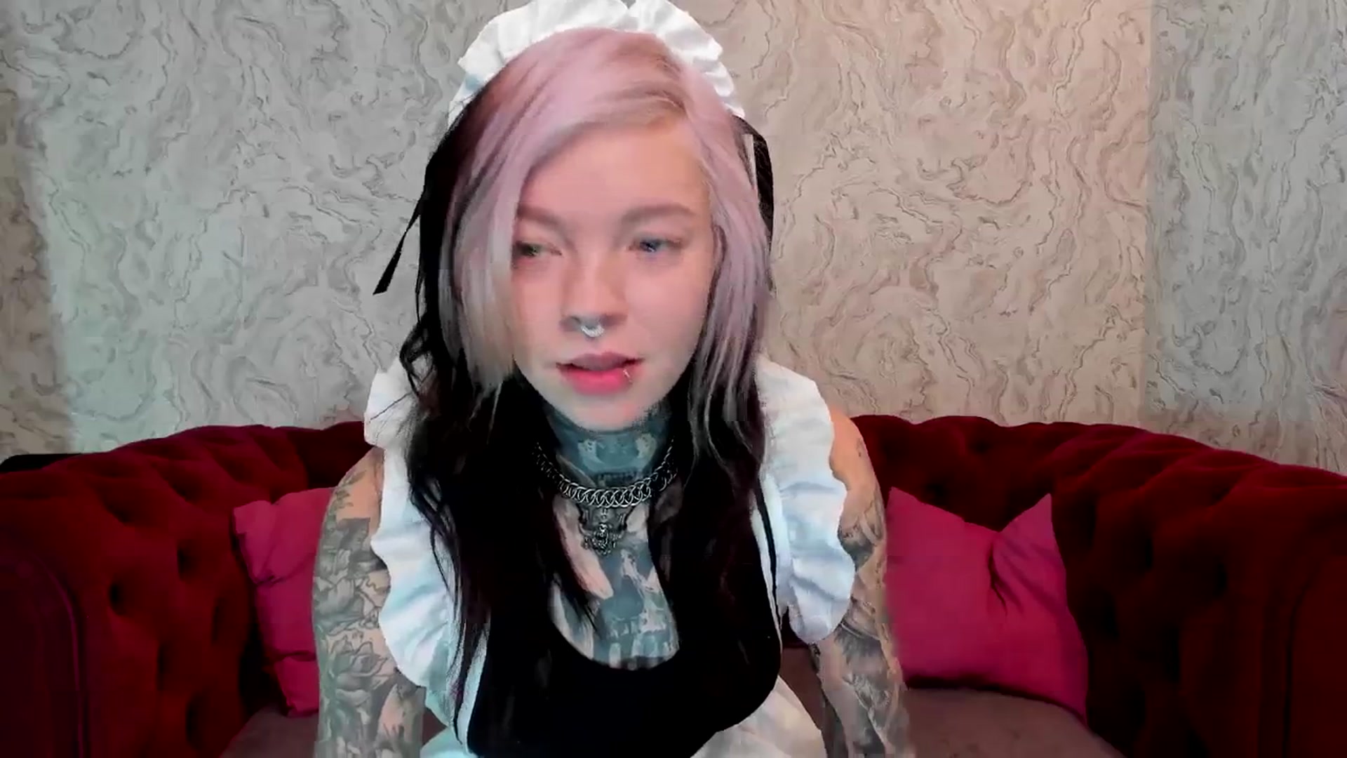 Gallery image thumbnail from LiluKayden's myfreecams stream on, 12/27/2024, 16:28 image 16 of 20