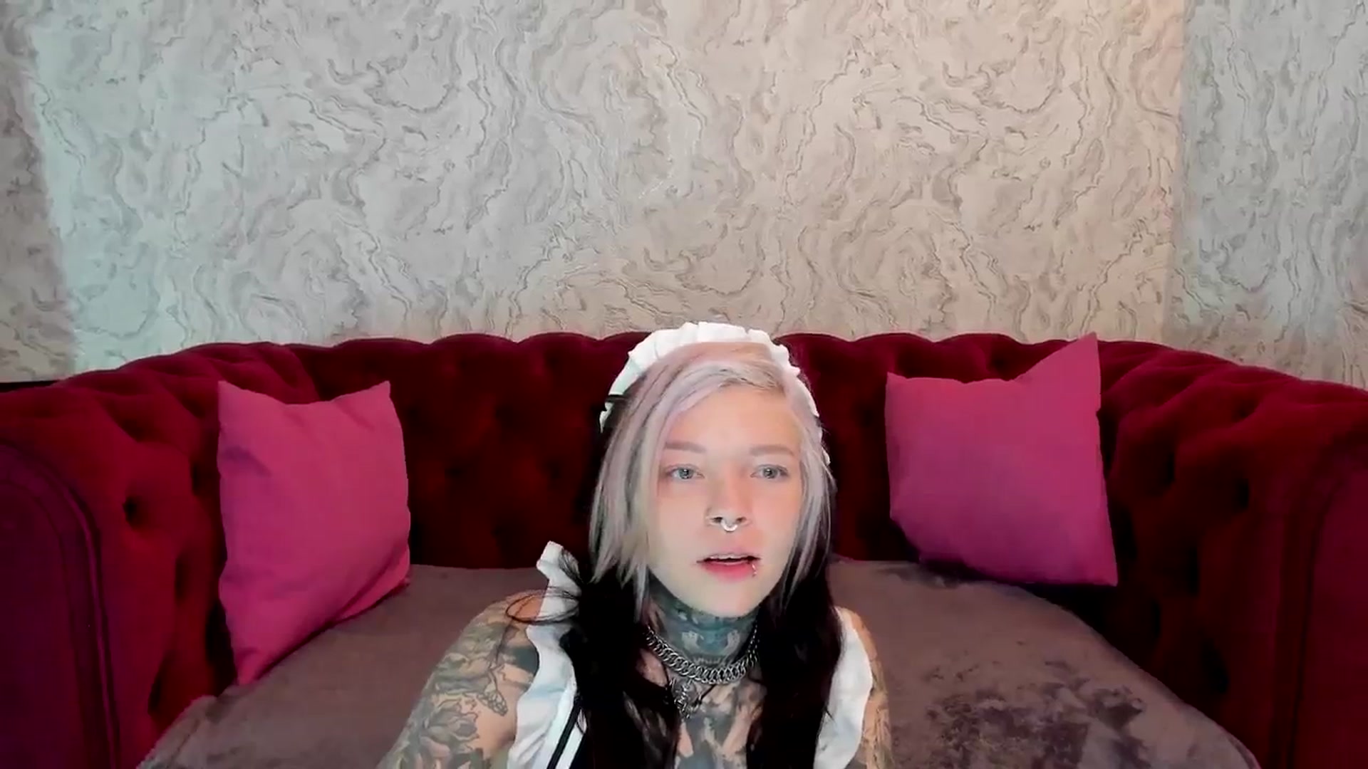 Gallery image thumbnail from LiluKayden's myfreecams stream on, 12/27/2024, 18:38 image 16 of 20