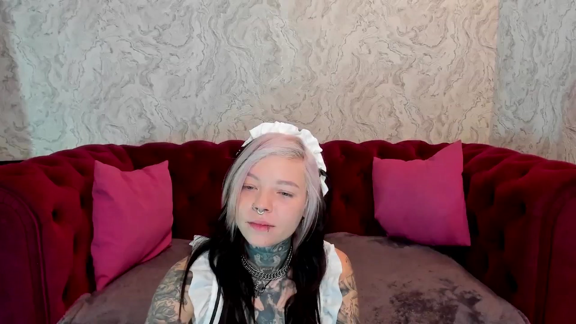 Gallery image thumbnail from LiluKayden's myfreecams stream on, 12/27/2024, 18:38 image 11 of 20
