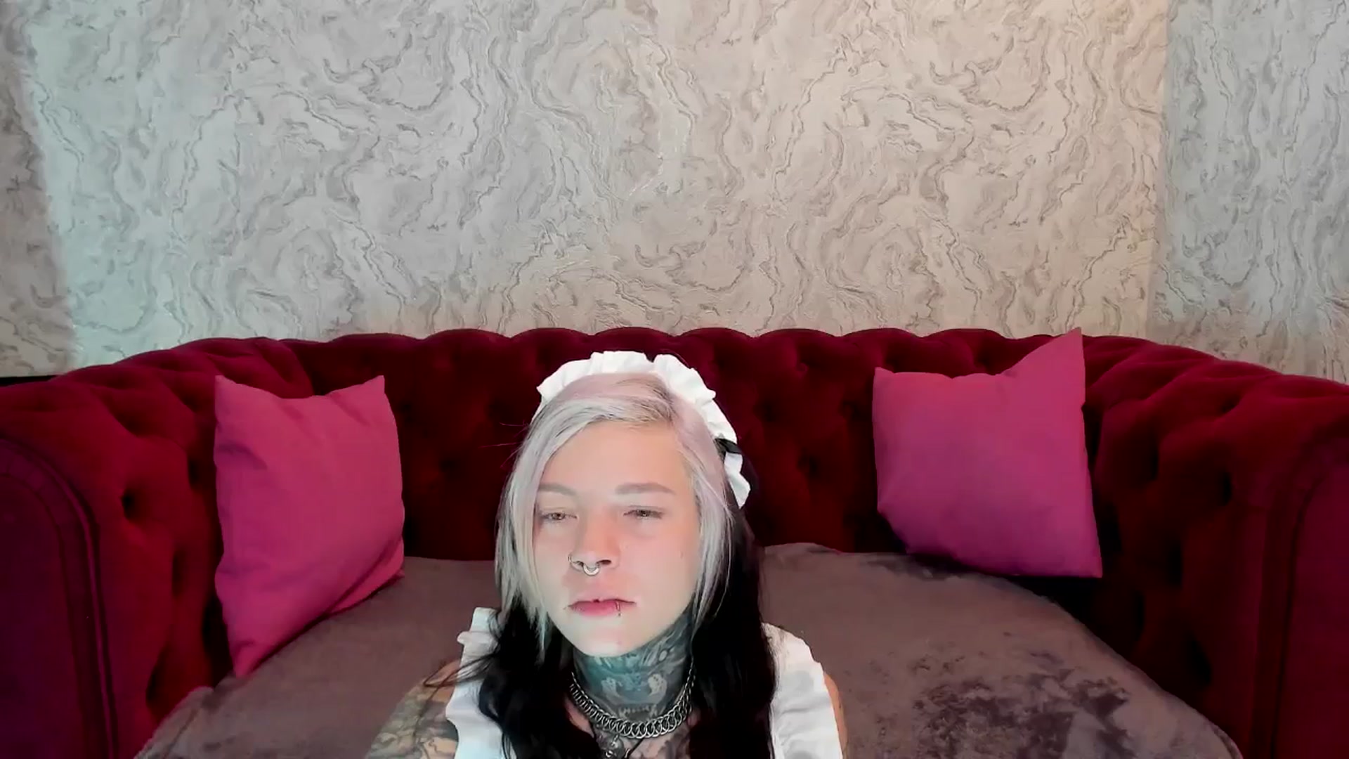 Gallery image thumbnail from LiluKayden's myfreecams stream on, 12/27/2024, 18:38 image 18 of 20