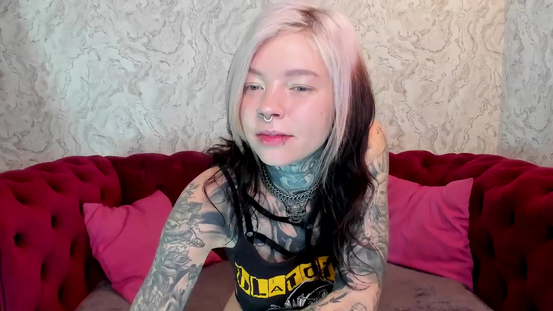 Gallery image thumbnail from LiluKayden's myfreecams stream on, 12/30/2024, 18:48 image 3 of 20
