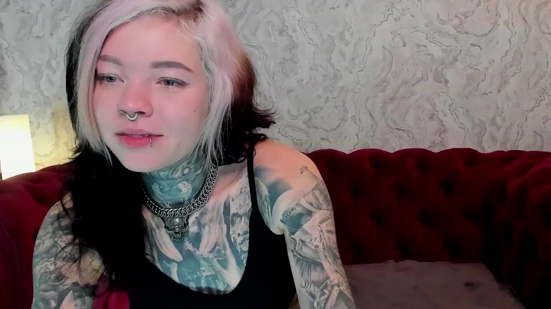 Gallery image thumbnail from LiluKayden's myfreecams stream on, 01/04/2025, 18:39 image 9 of 20