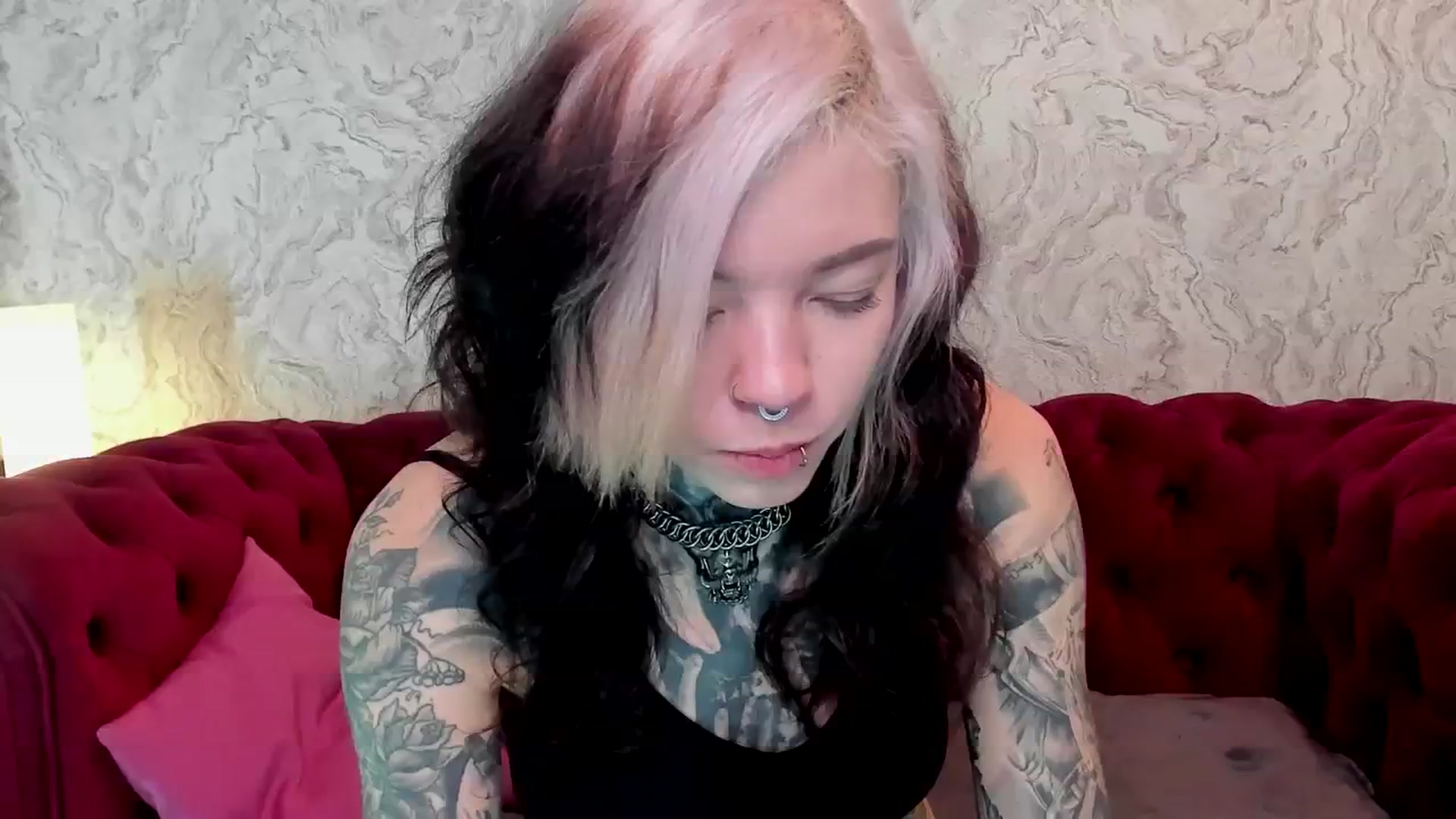 Gallery image thumbnail from LiluKayden's myfreecams stream on, 01/04/2025, 18:39 image 1 of 20