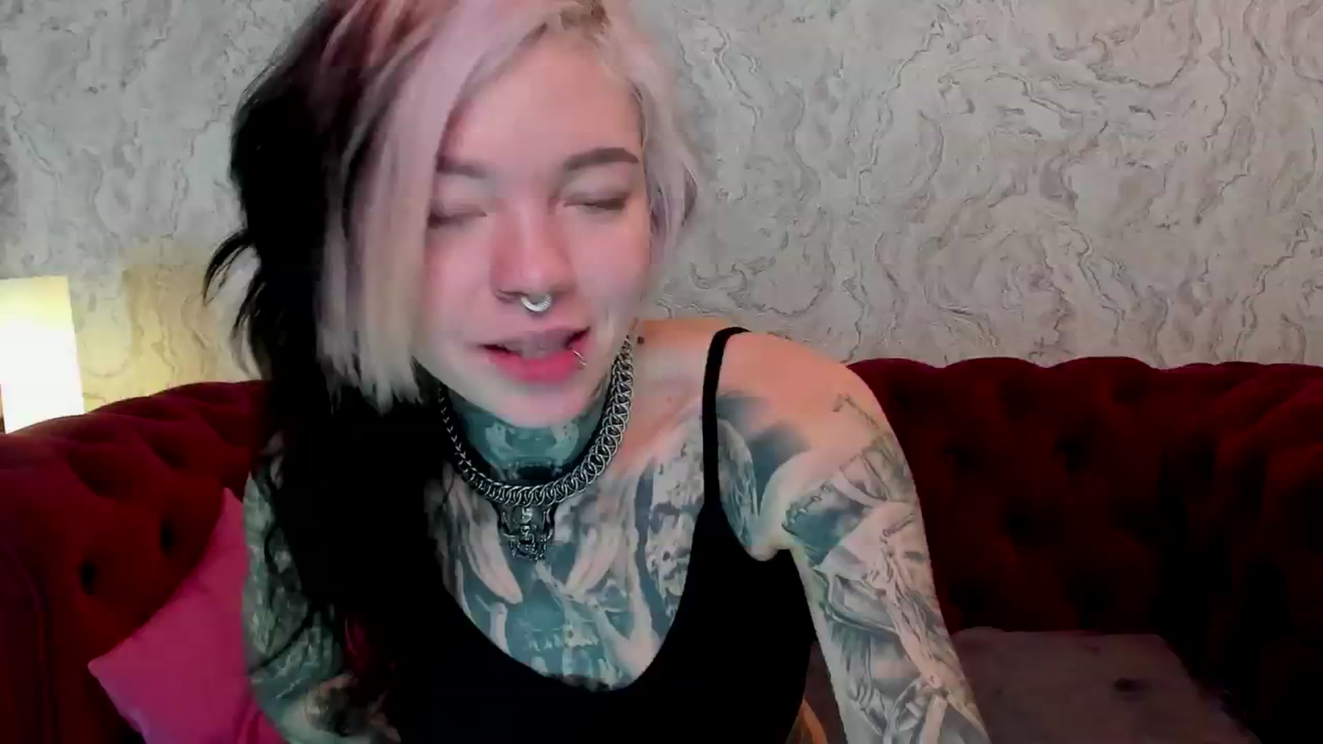 Gallery image thumbnail from LiluKayden's myfreecams stream on, 01/04/2025, 18:39 image 5 of 20