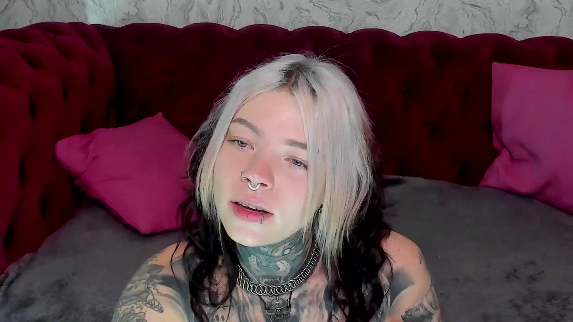 Gallery image thumbnail from LiluKayden's myfreecams stream on, 01/07/2025, 17:33 image 17 of 20