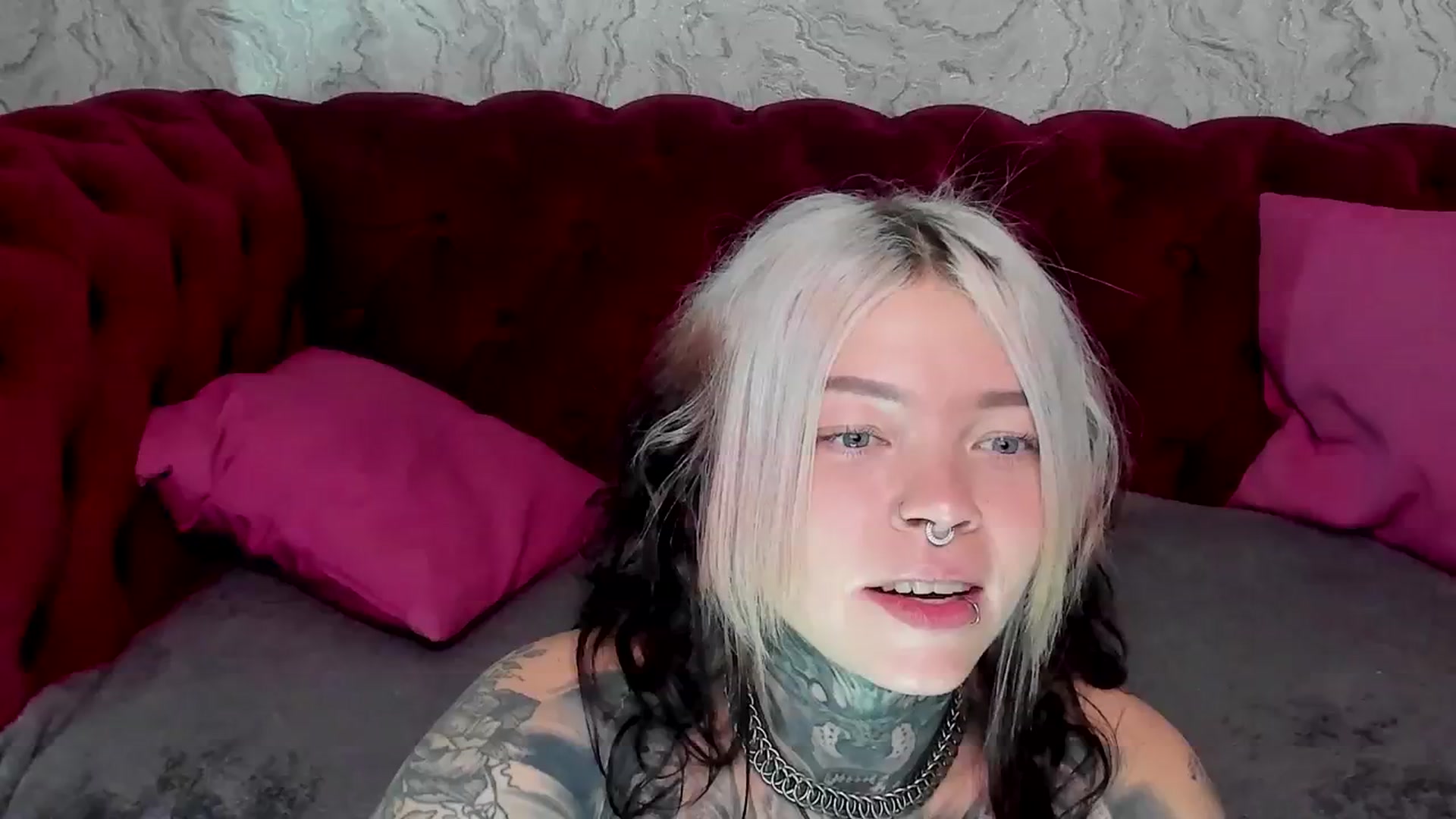 Gallery image thumbnail from LiluKayden's myfreecams stream on, 01/07/2025, 17:33 image 12 of 20