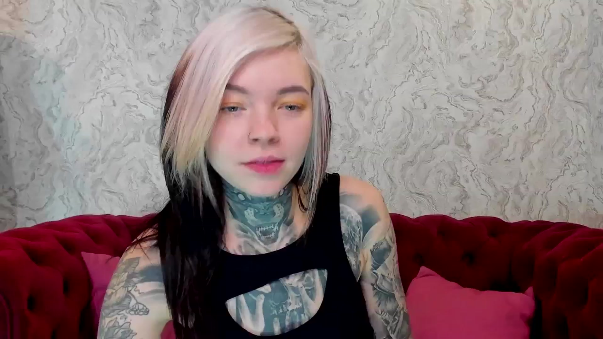 Gallery image thumbnail from LiluKayden's myfreecams stream on, 01/15/2025, 12:31 image 10 of 20