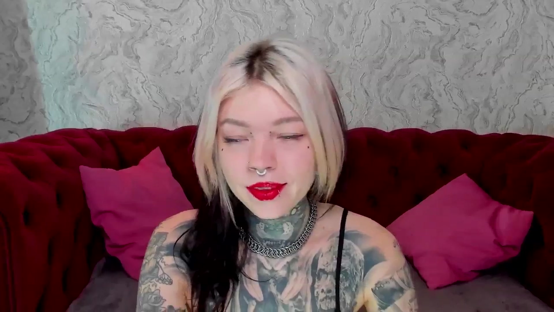 Gallery image thumbnail from LiluKayden's myfreecams stream on, 01/22/2025, 18:24 image 17 of 20