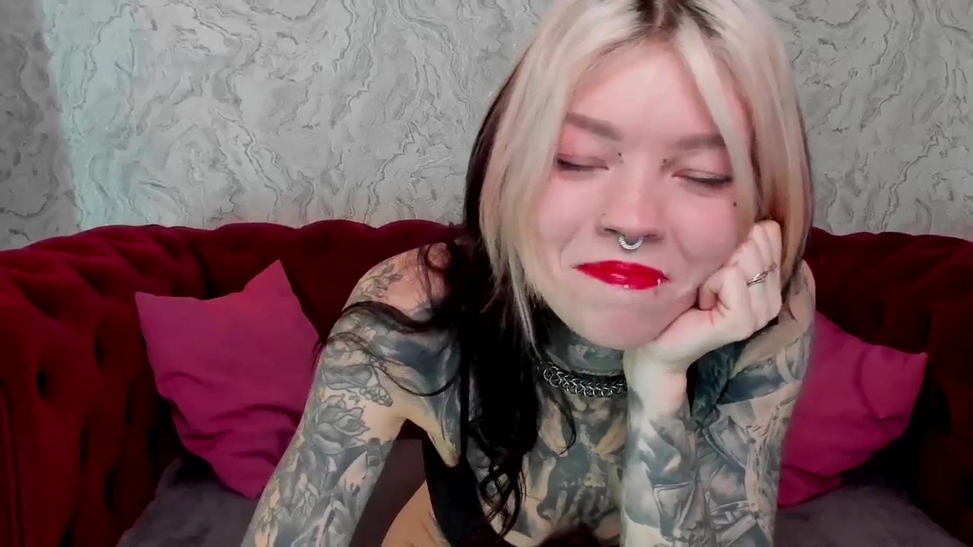 Gallery image thumbnail from LiluKayden's myfreecams stream on, 01/22/2025, 18:24 image 11 of 20