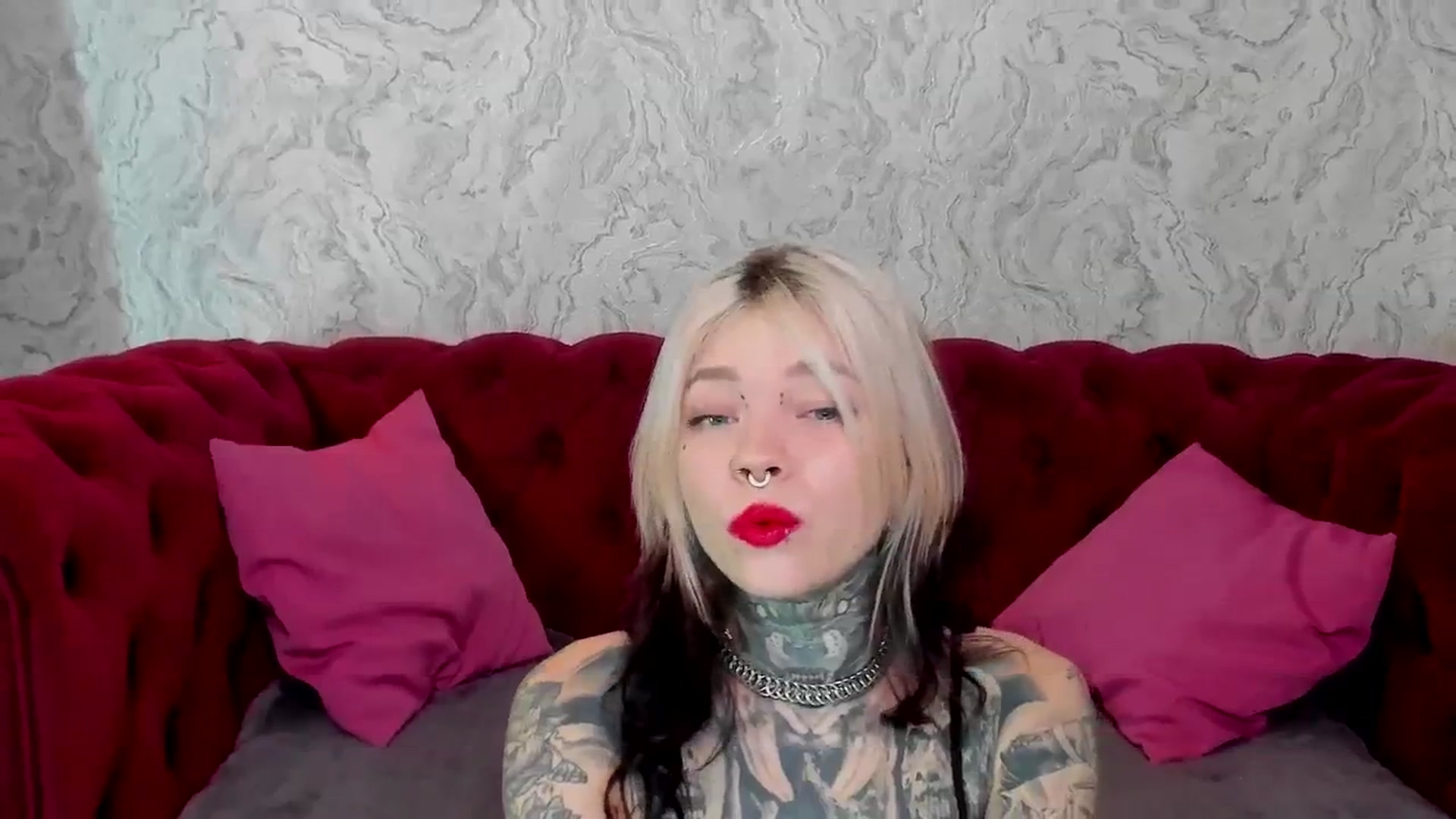 Gallery image thumbnail from LiluKayden's myfreecams stream on, 01/22/2025, 18:24 image 13 of 20