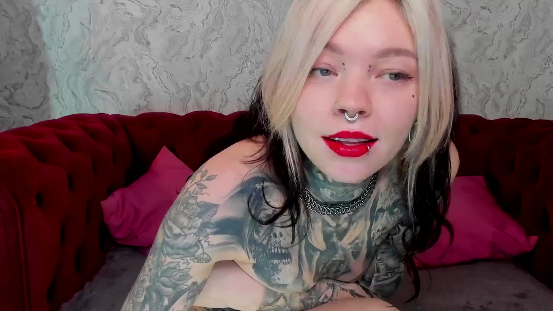Gallery image thumbnail from LiluKayden's myfreecams stream on, 01/22/2025, 19:35 image 15 of 20