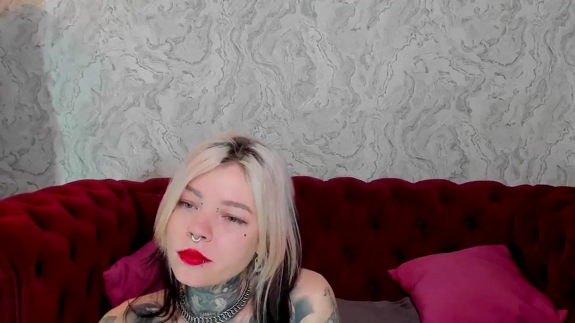Gallery image thumbnail from LiluKayden's myfreecams stream on, 01/22/2025, 19:35 image 4 of 20