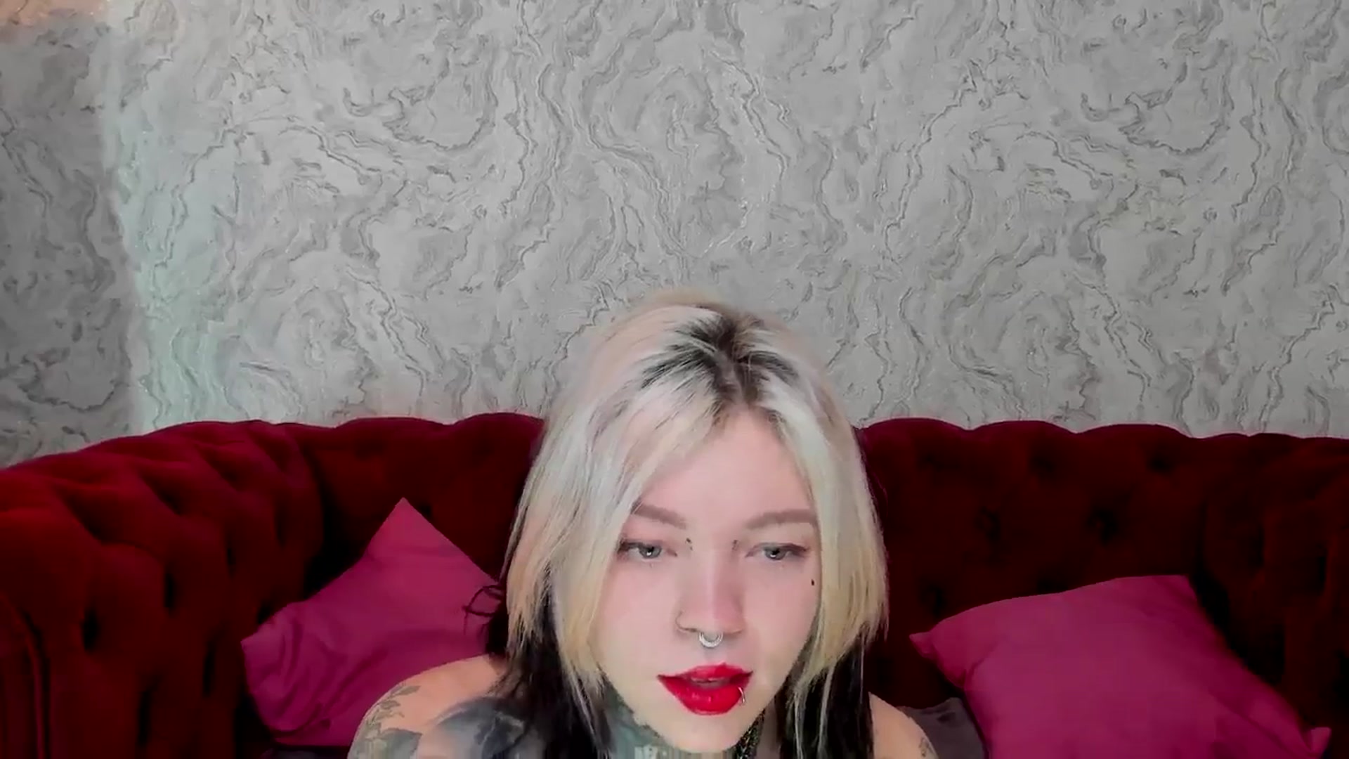 Gallery image thumbnail from LiluKayden's myfreecams stream on, 01/22/2025, 19:35 image 3 of 20