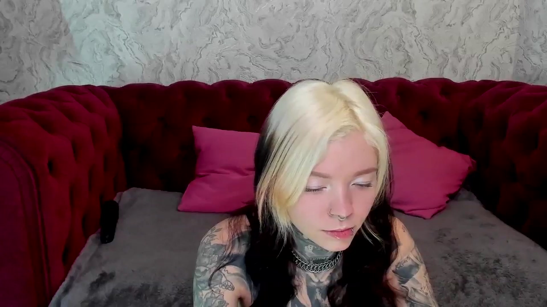 Gallery image thumbnail from LiluKayden's myfreecams stream on, 01/27/2025, 16:57 image 2 of 20