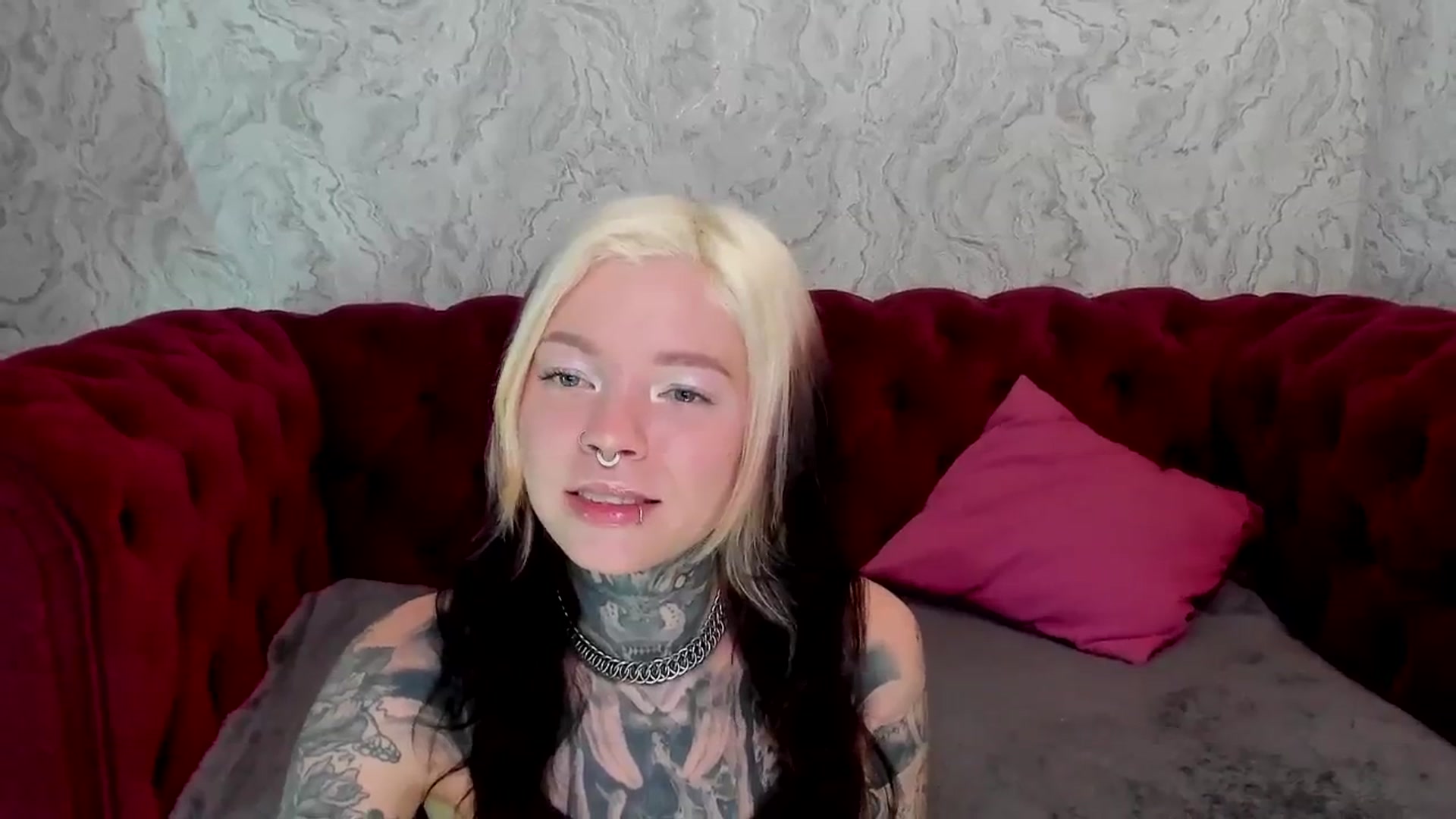 Gallery image thumbnail from LiluKayden's myfreecams stream on, 01/27/2025, 16:57 image 11 of 20