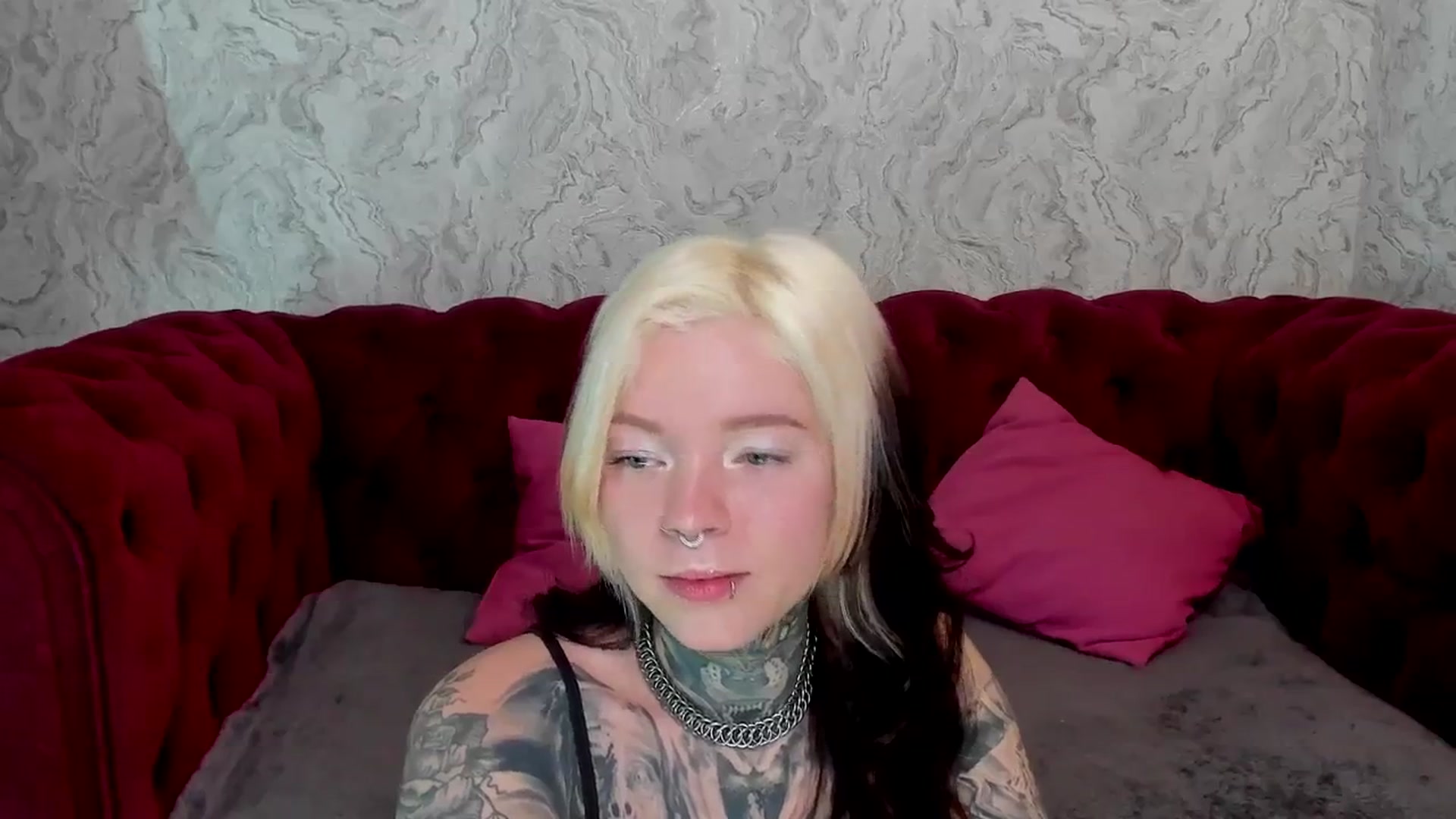 Gallery image thumbnail from LiluKayden's myfreecams stream on, 01/27/2025, 16:57 image 14 of 20