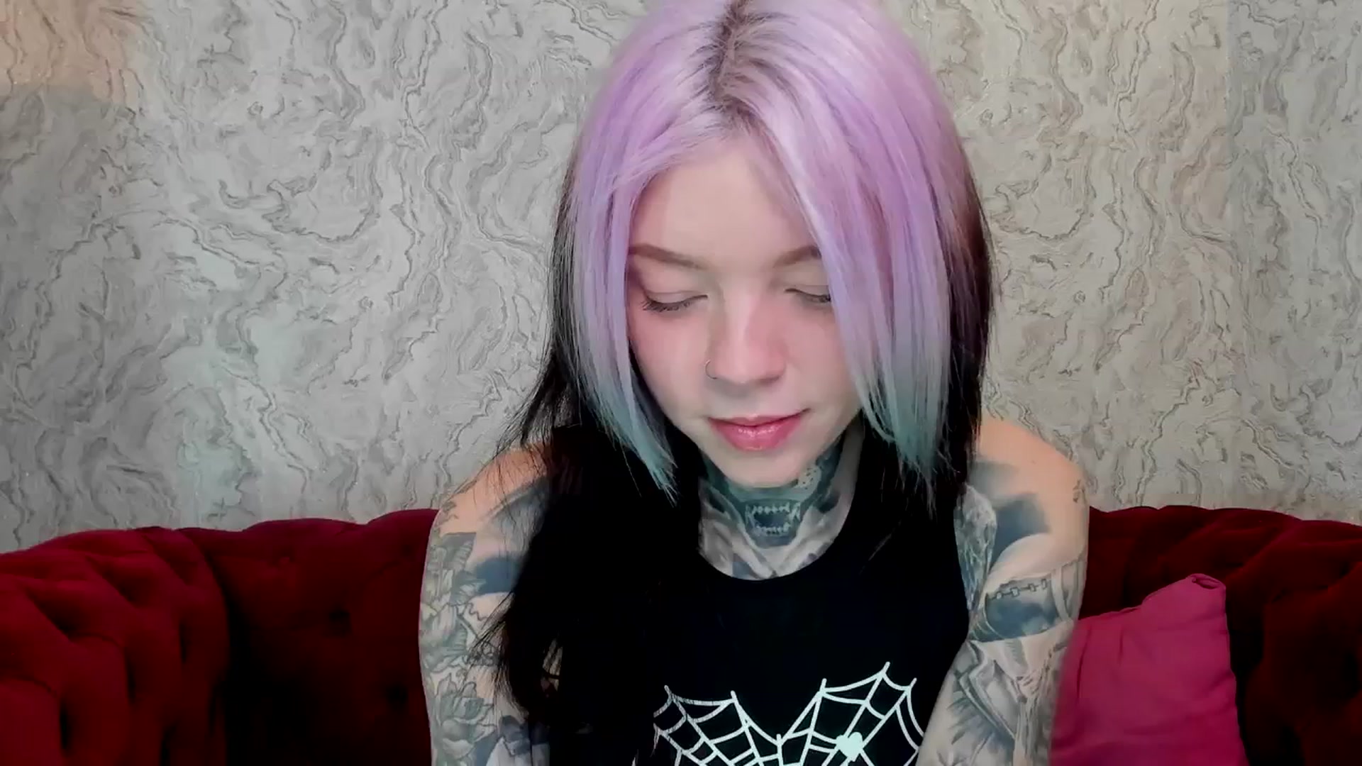 Gallery image thumbnail from LiluKayden's myfreecams stream on, 02/13/2025, 17:06 image 13 of 20