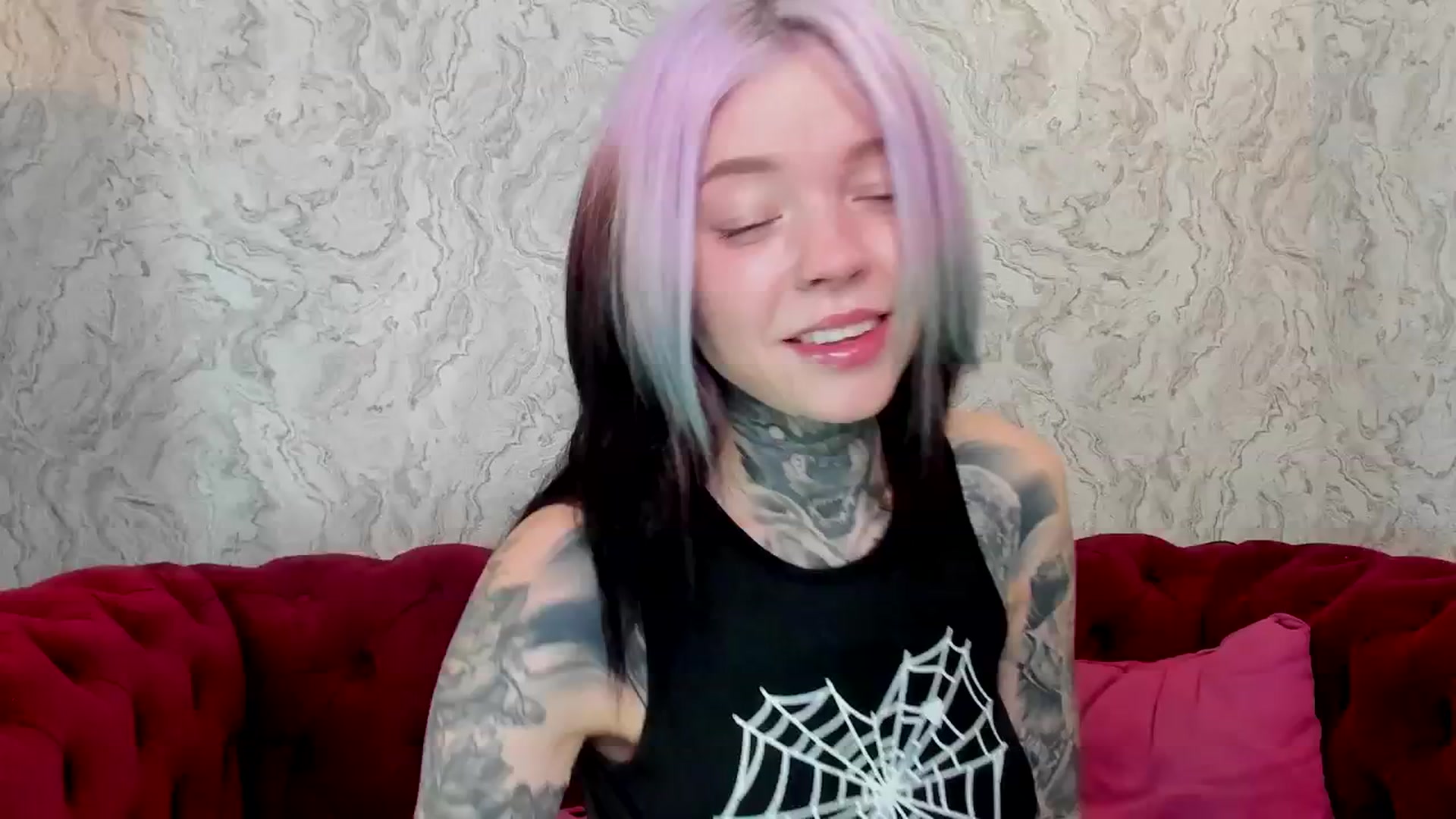 Gallery image thumbnail from LiluKayden's myfreecams stream on, 02/13/2025, 17:06 image 16 of 20