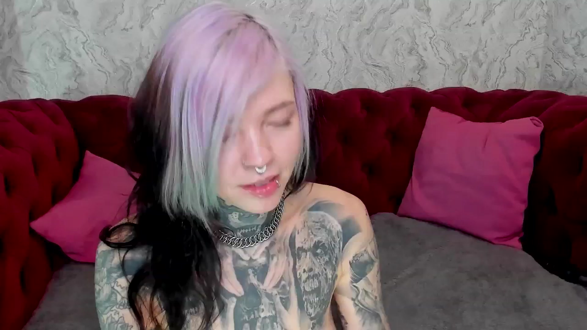 Gallery image thumbnail from LiluKayden's myfreecams stream on, 02/19/2025, 17:50 image 1 of 20
