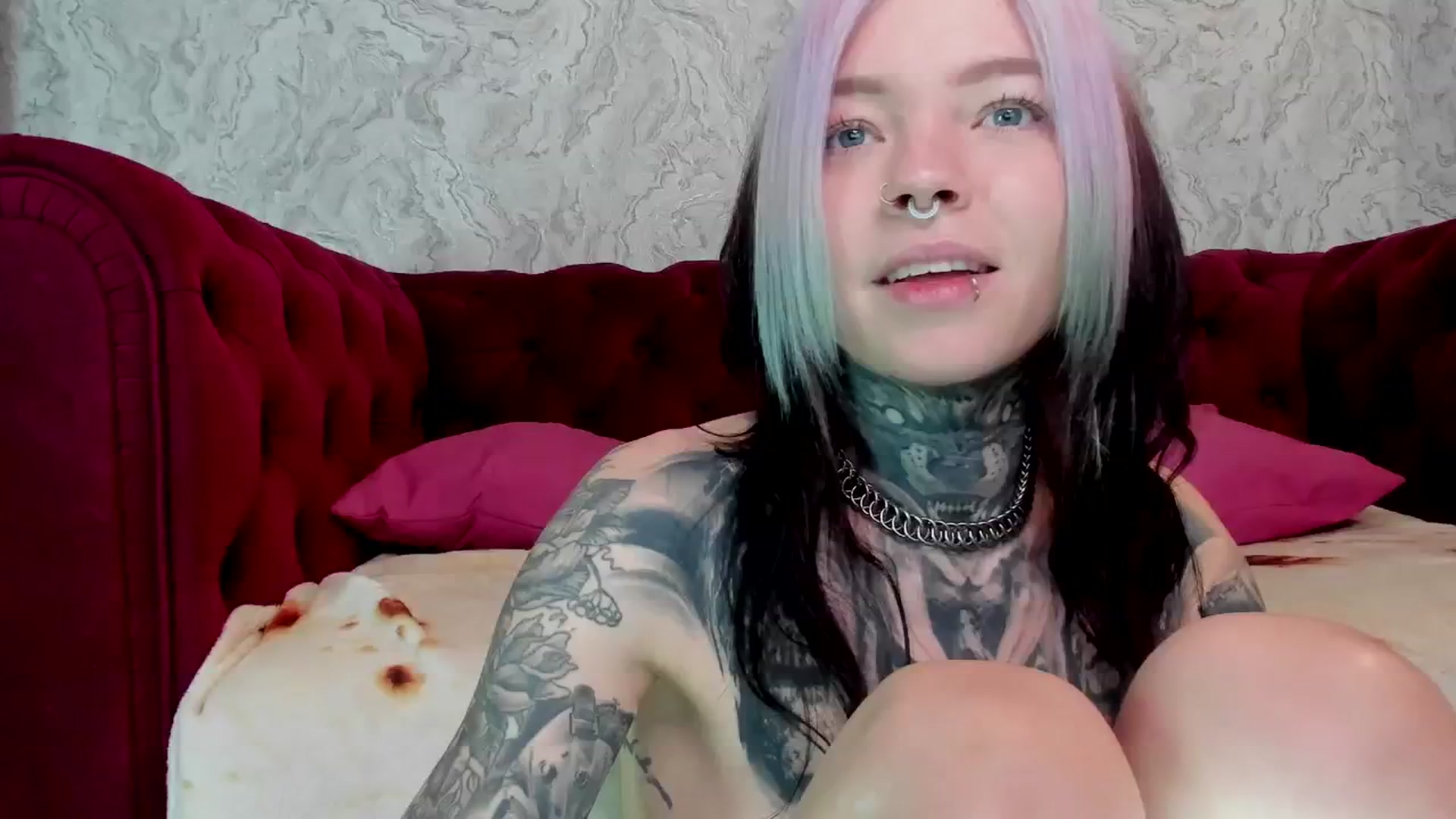 Gallery image thumbnail from LiluKayden's myfreecams stream on, 02/23/2025, 11:05 image 12 of 20