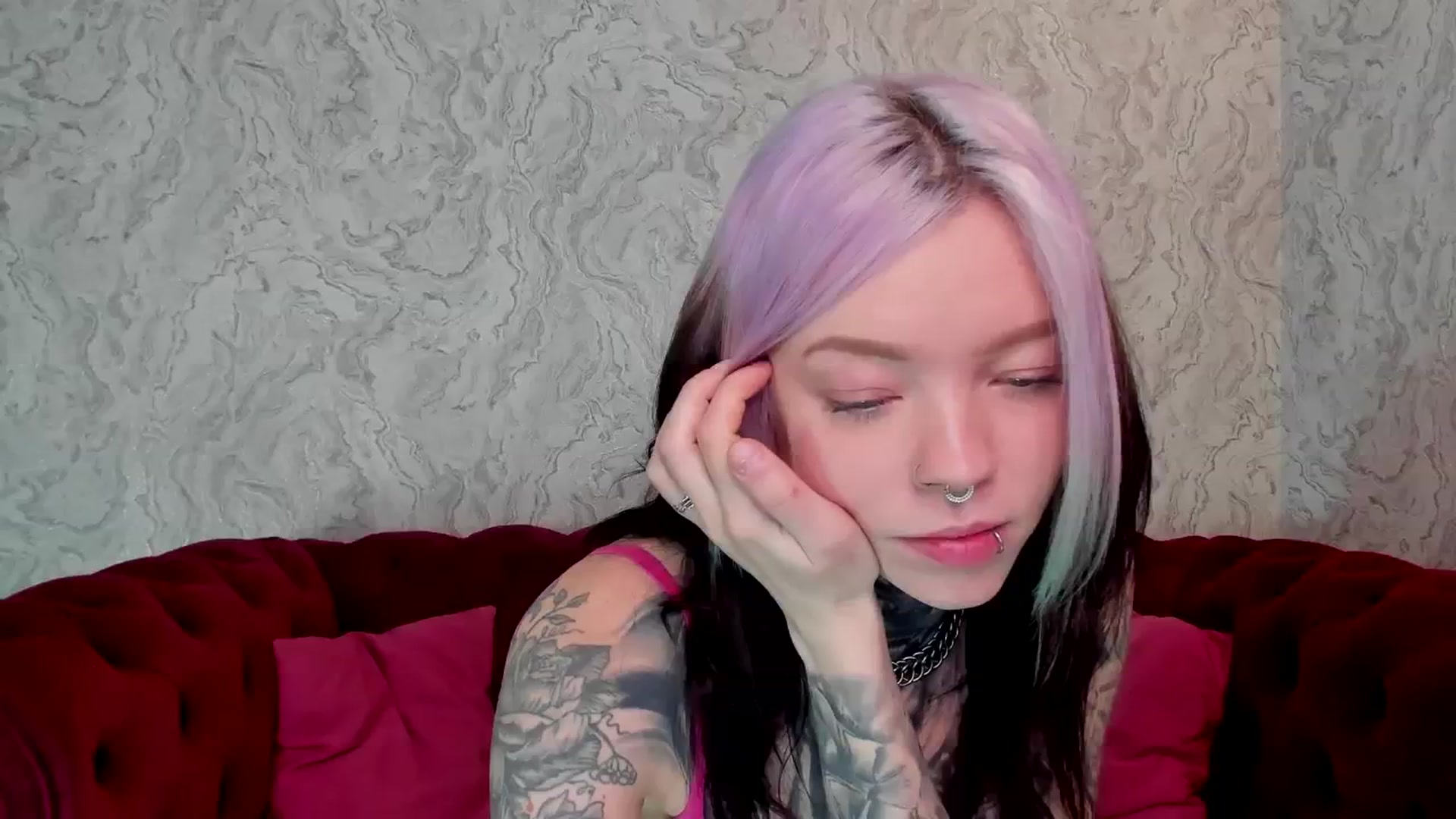 Gallery image thumbnail from LiluKayden's myfreecams stream on, 02/23/2025, 11:05 image 4 of 20
