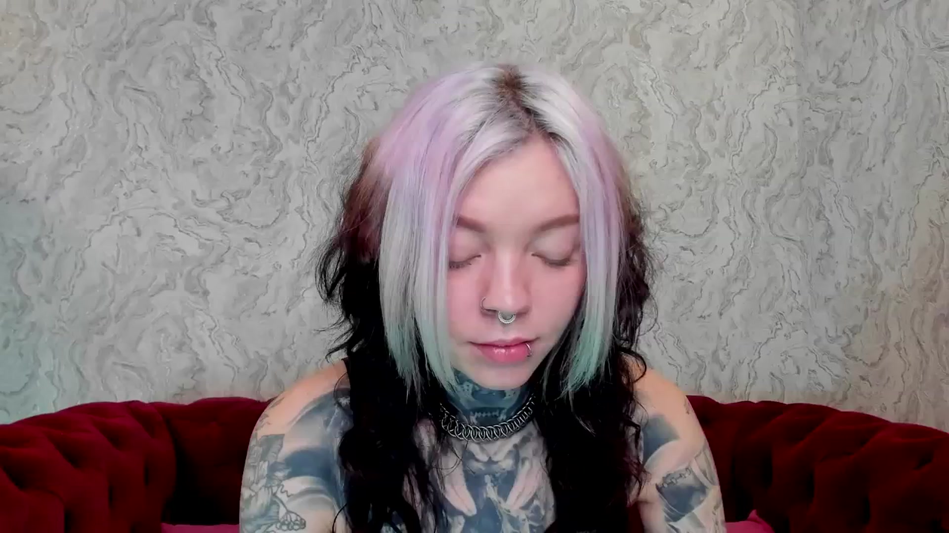 Gallery image thumbnail from LiluKayden's myfreecams stream on, 02/26/2025, 17:40 image 12 of 20