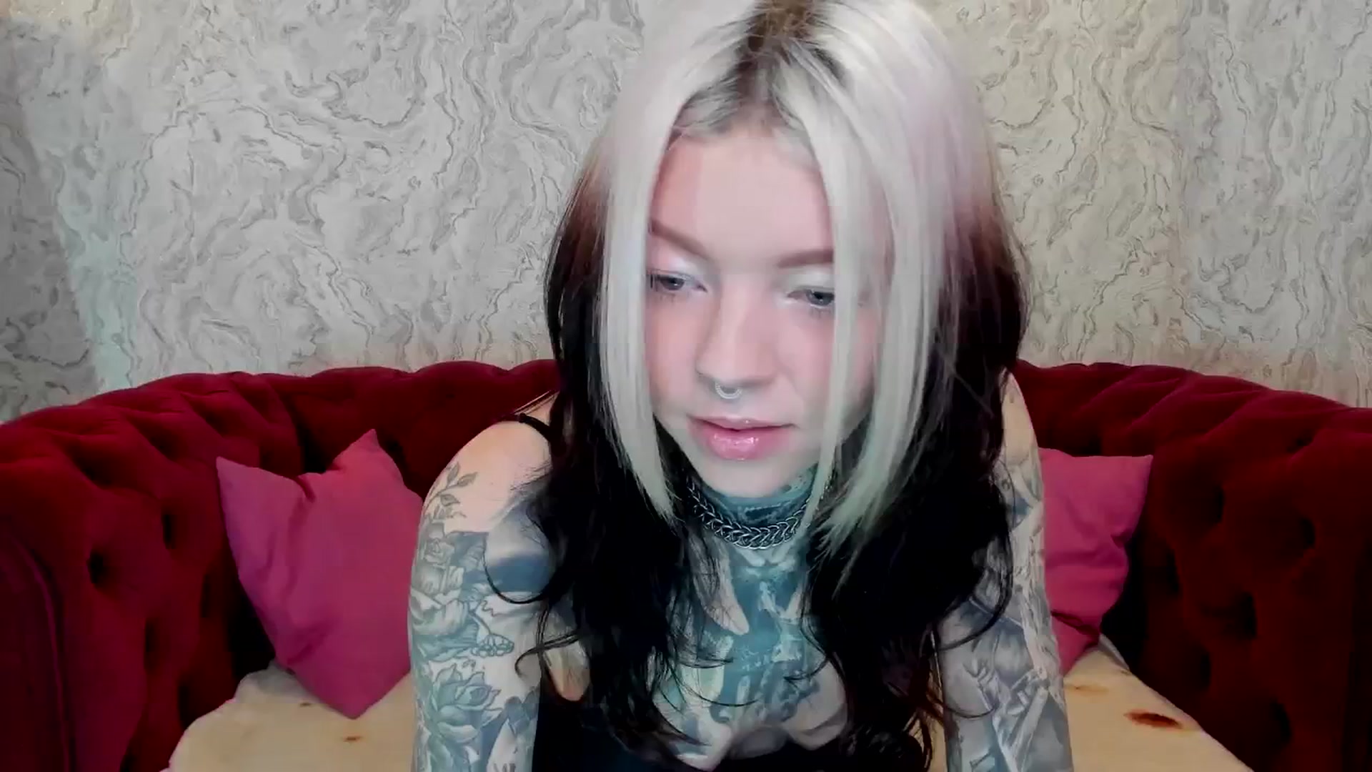 Gallery image thumbnail from LiluKayden's myfreecams stream on, 03/14/2025, 08:45 image 4 of 20