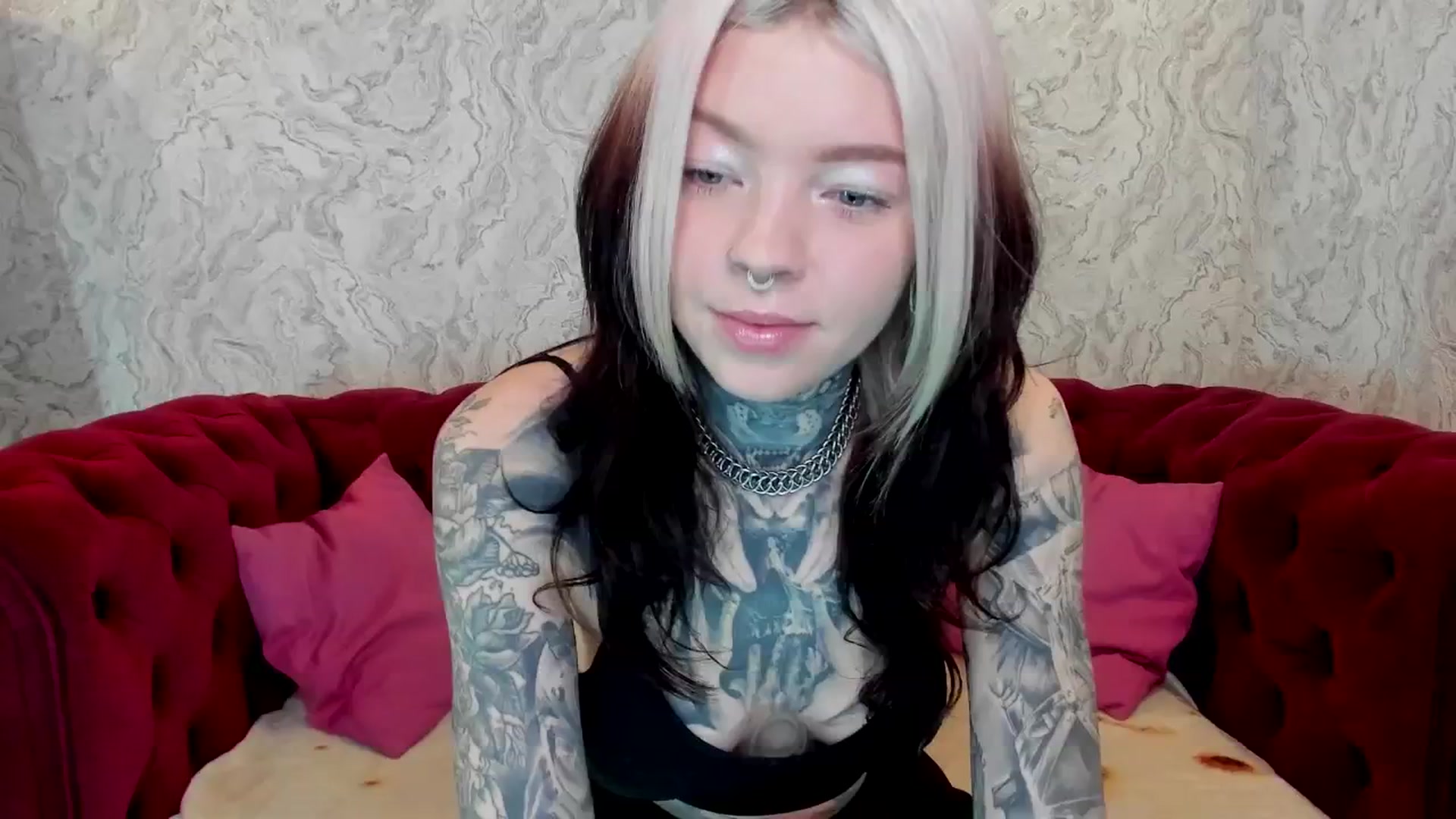 Gallery image thumbnail from LiluKayden's myfreecams stream on, 03/14/2025, 08:45 image 6 of 20