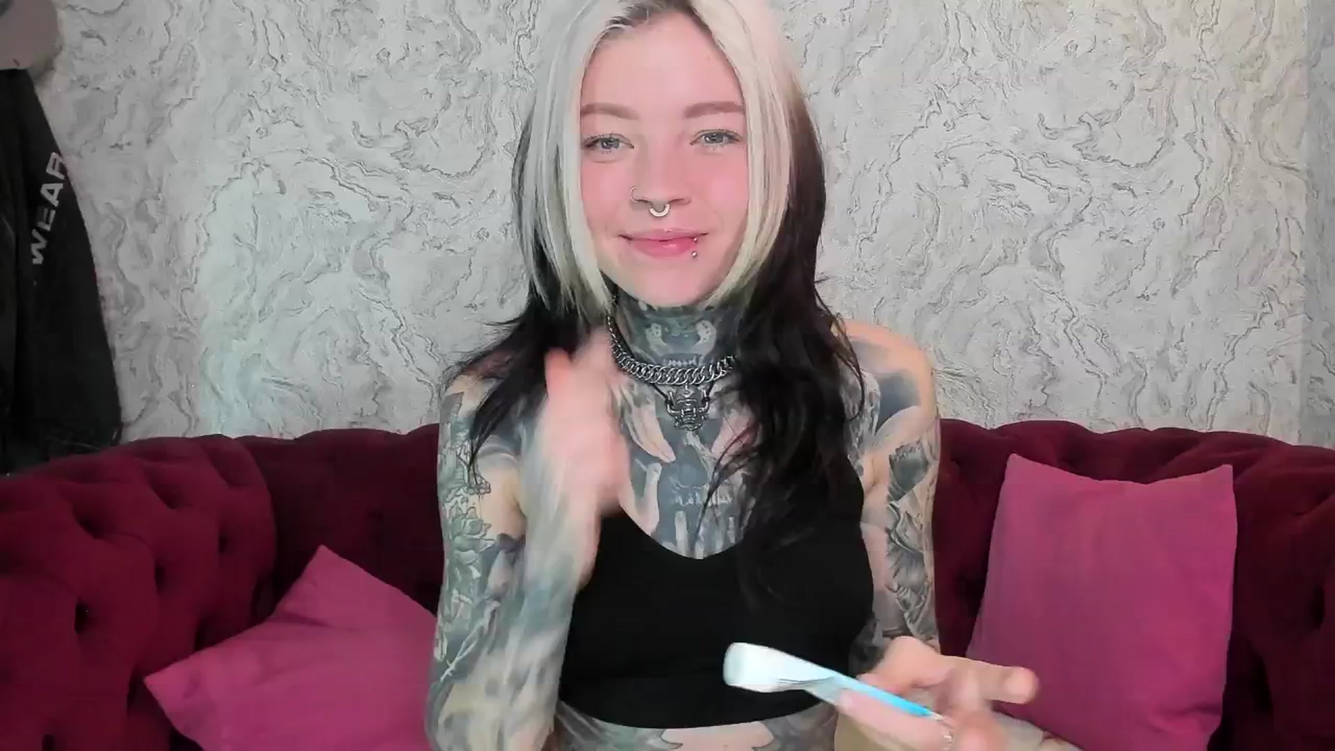 Gallery image thumbnail from LiluKayden's myfreecams stream on, 03/28/2025, 17:07 image 2 of 20