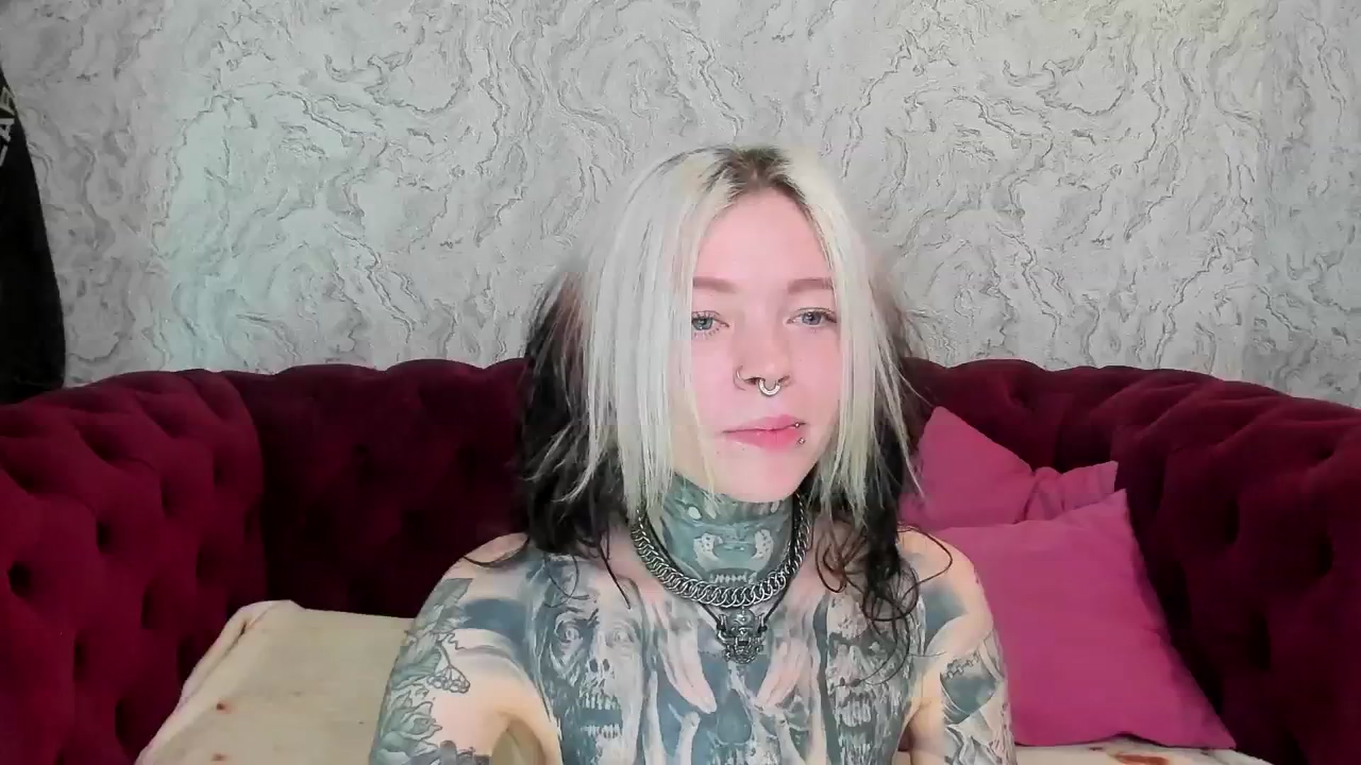 Gallery image thumbnail from LiluKayden's myfreecams stream on, 03/30/2025, 17:20 image 19 of 20