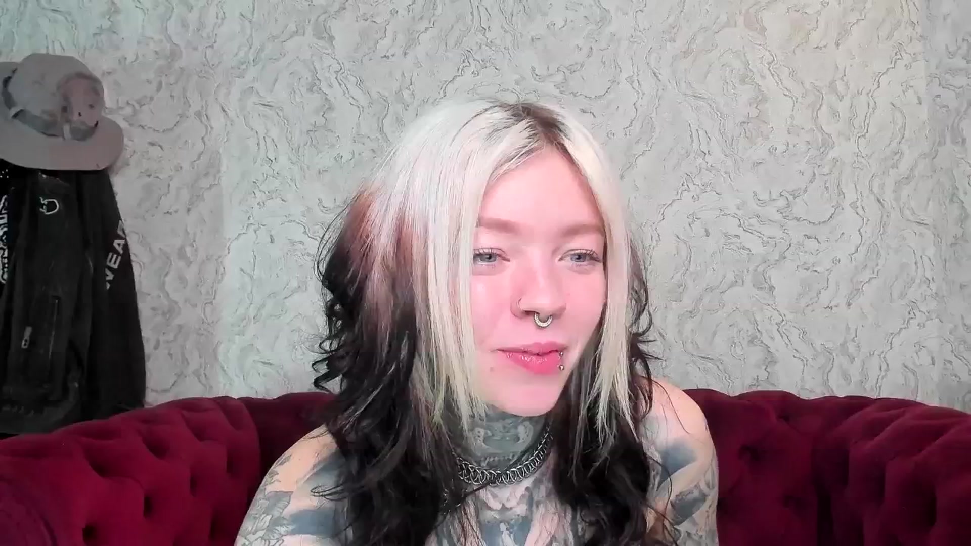 Gallery image thumbnail from LiluKayden's myfreecams stream on, 03/31/2025, 18:10 image 20 of 20