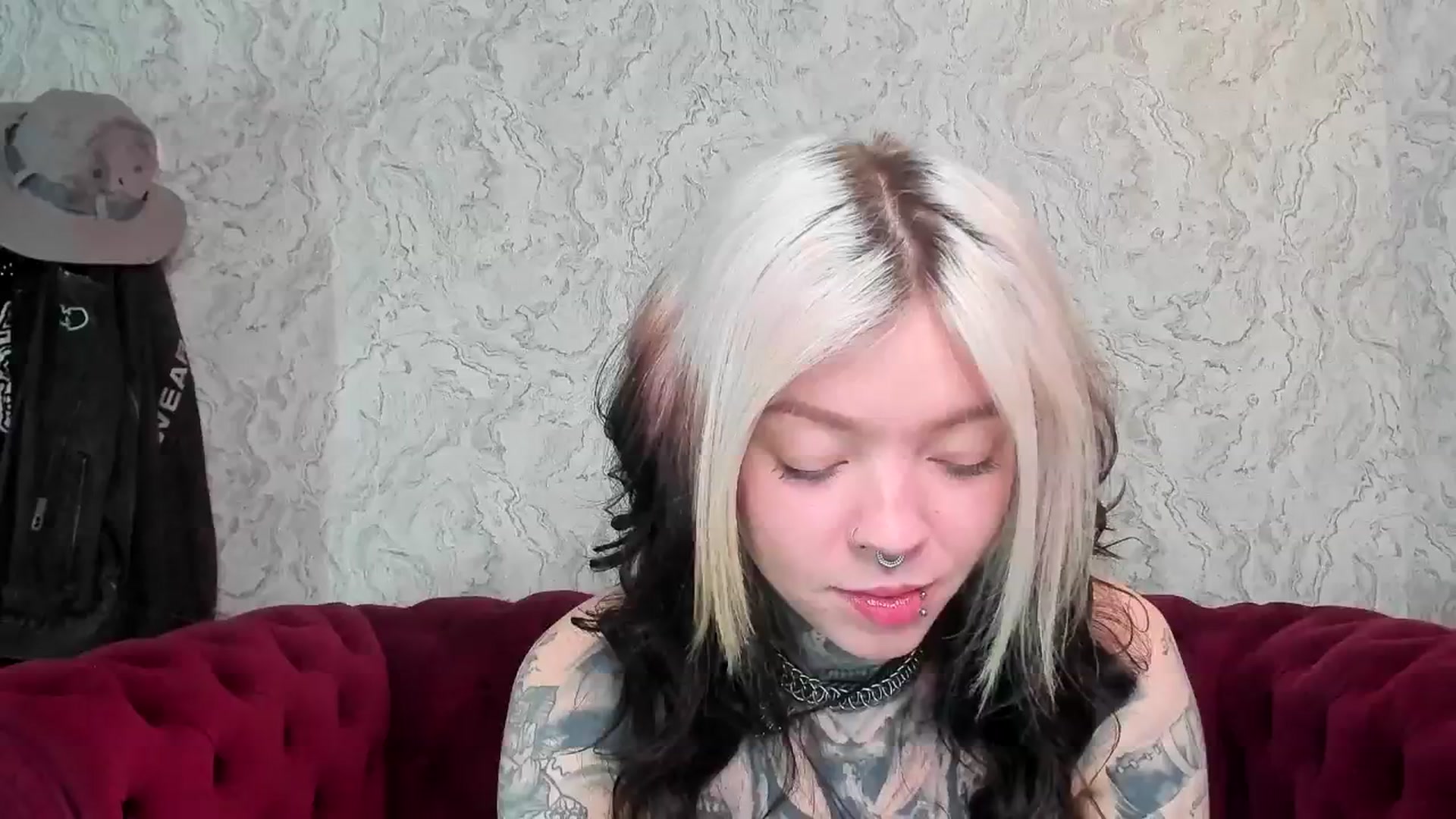 Gallery image thumbnail from LiluKayden's myfreecams stream on, 03/31/2025, 18:10 image 1 of 20