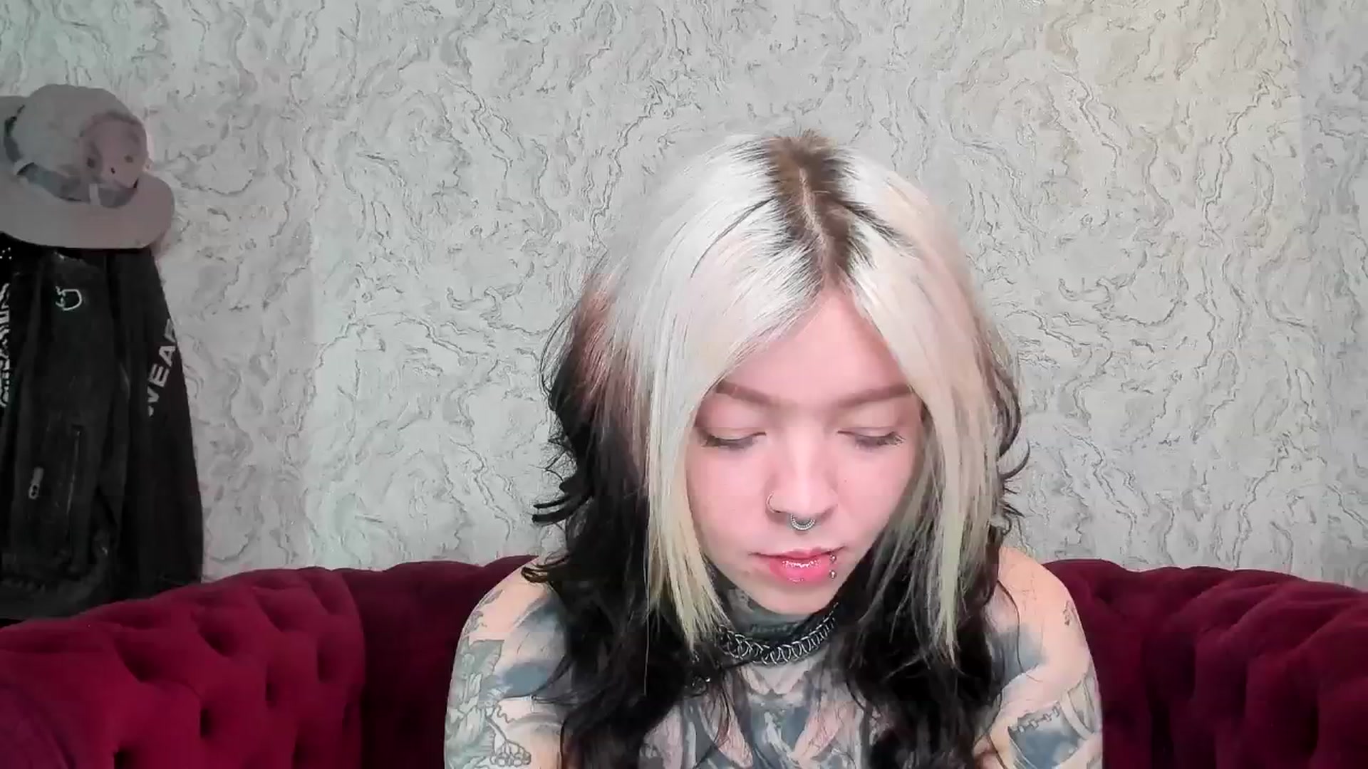 Gallery image thumbnail from LiluKayden's myfreecams stream on, 03/31/2025, 18:10 image 5 of 20