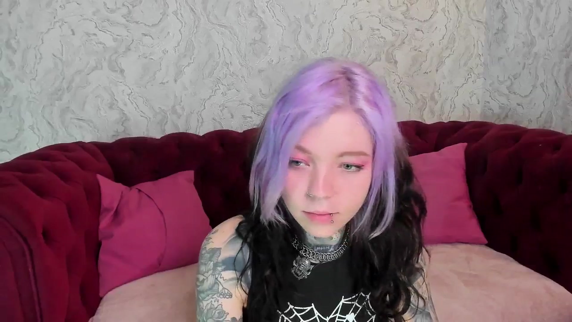 Gallery image thumbnail from LiluKayden's myfreecams stream on, 04/15/2025, 18:27 image 11 of 20
