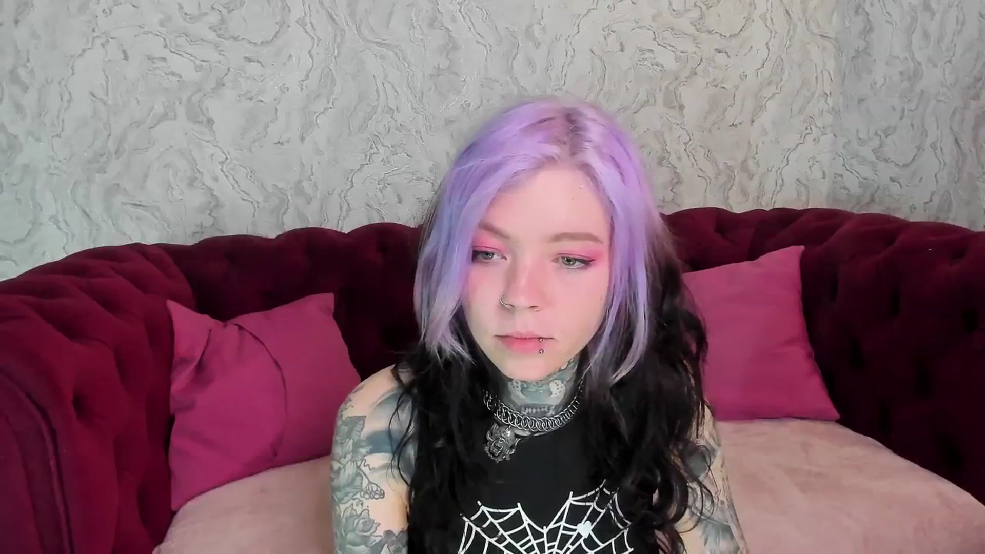 Gallery image thumbnail from LiluKayden's myfreecams stream on, 04/15/2025, 18:27 image 10 of 20