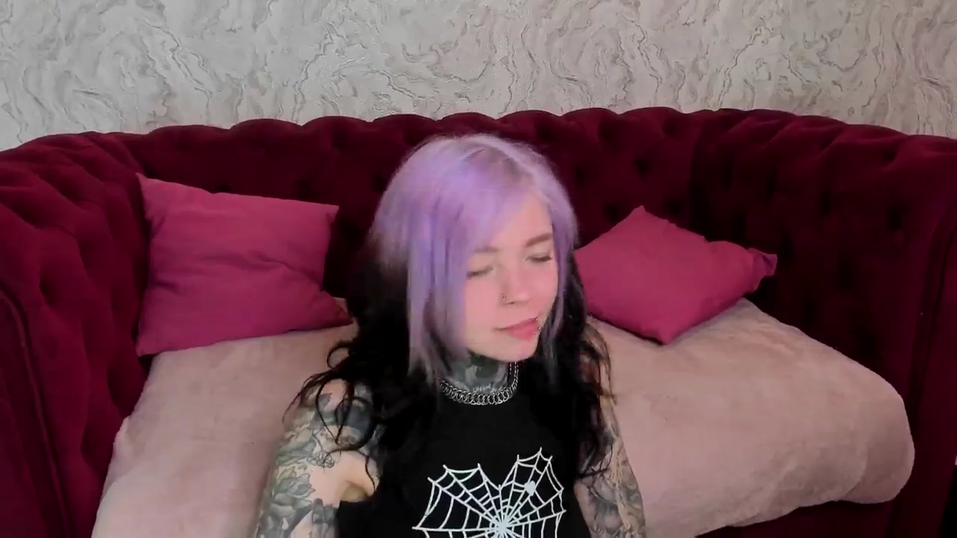 Gallery image thumbnail from LiluKayden's myfreecams stream on, 04/16/2025, 16:36 image 19 of 20