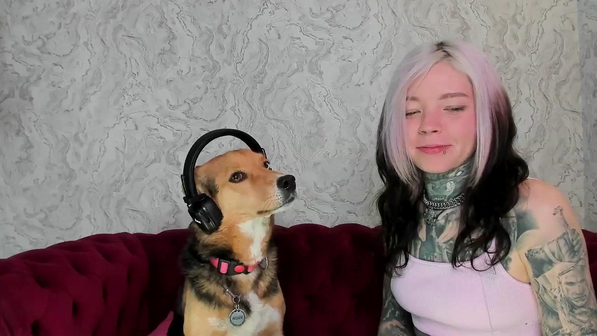 Gallery image thumbnail from LiluKayden's myfreecams stream on, 04/28/2025, 17:59 image 16 of 20