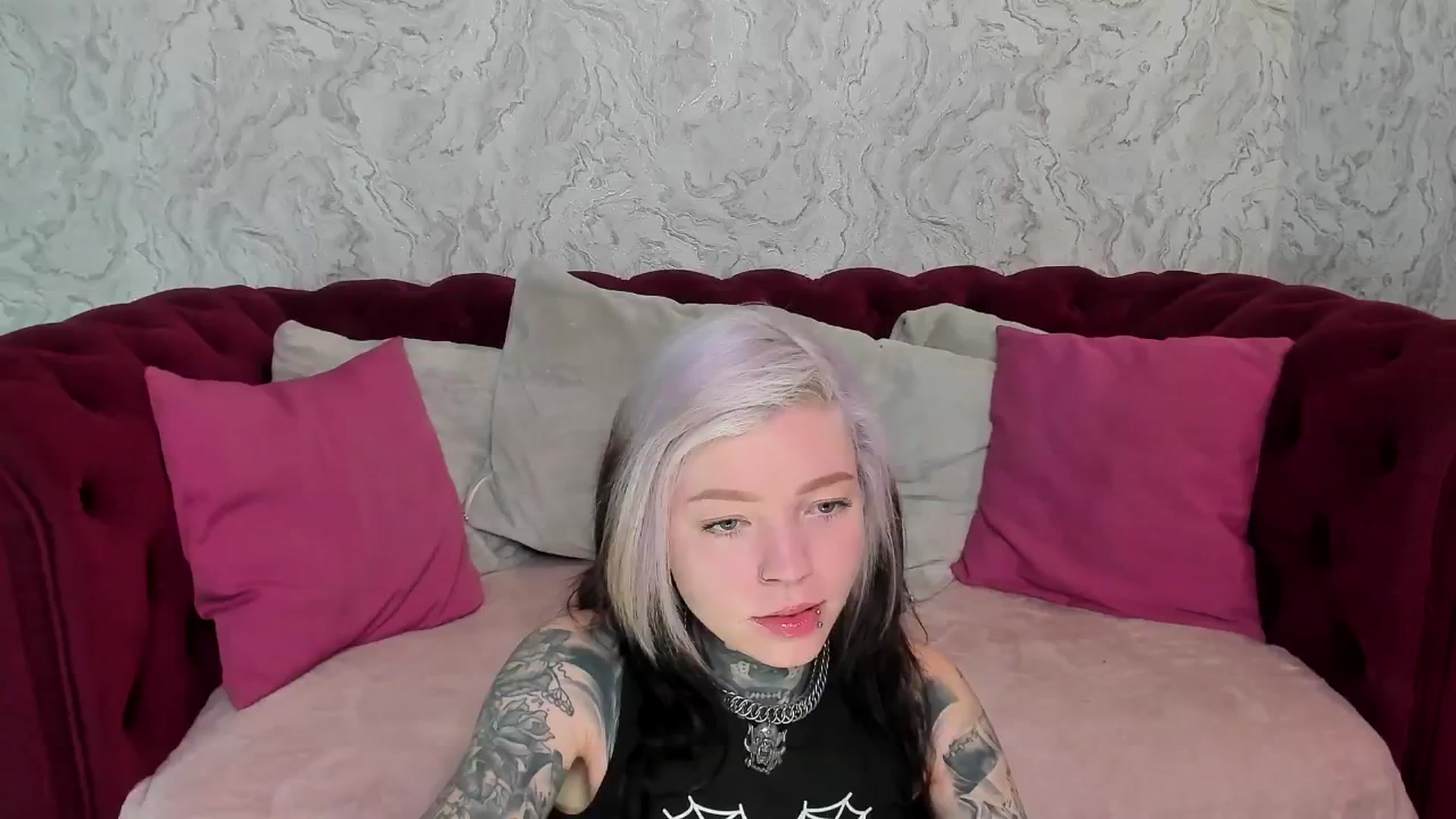 Gallery image thumbnail from LiluKayden's myfreecams stream on, 04/30/2025, 17:11 image 3 of 20