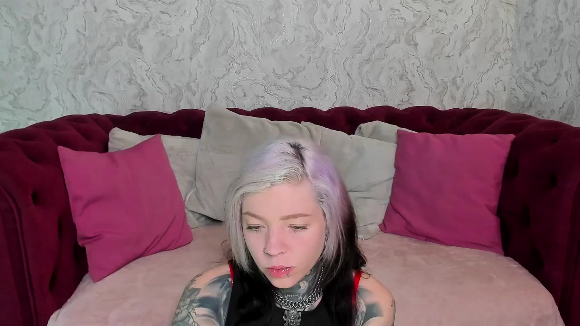 Gallery image thumbnail from LiluKayden's myfreecams stream on, 04/30/2025, 17:11 image 4 of 20