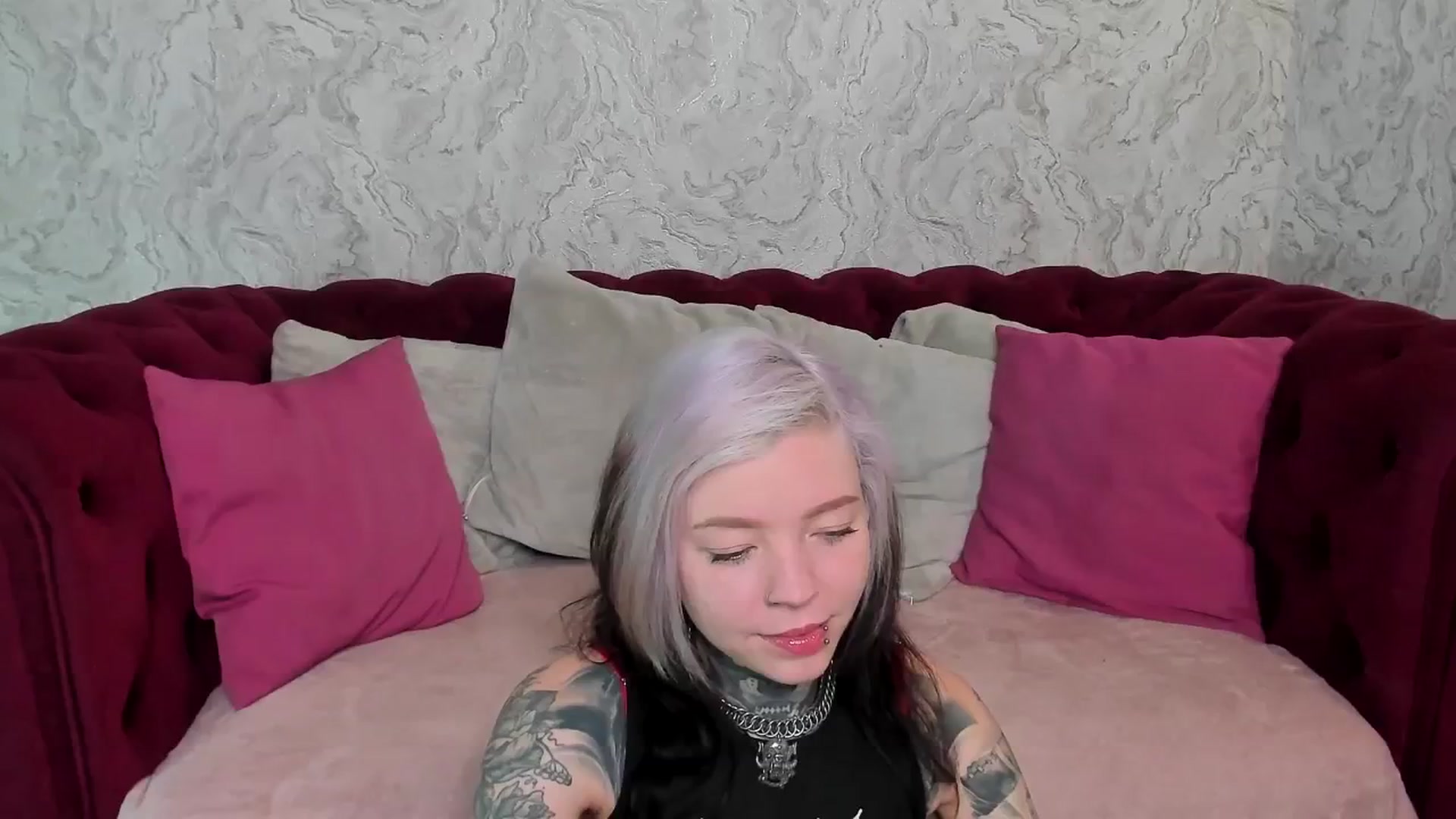 Gallery image thumbnail from LiluKayden's myfreecams stream on, 04/30/2025, 17:11 image 5 of 20