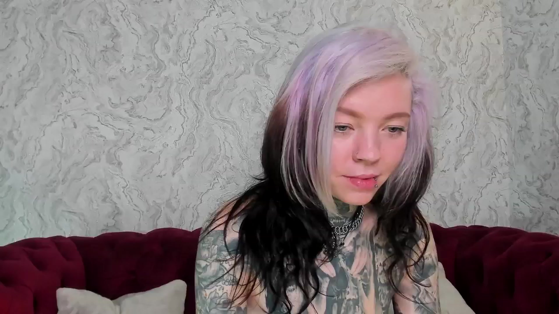 Gallery image thumbnail from LiluKayden's myfreecams stream on, 04/30/2025, 19:19 image 19 of 20